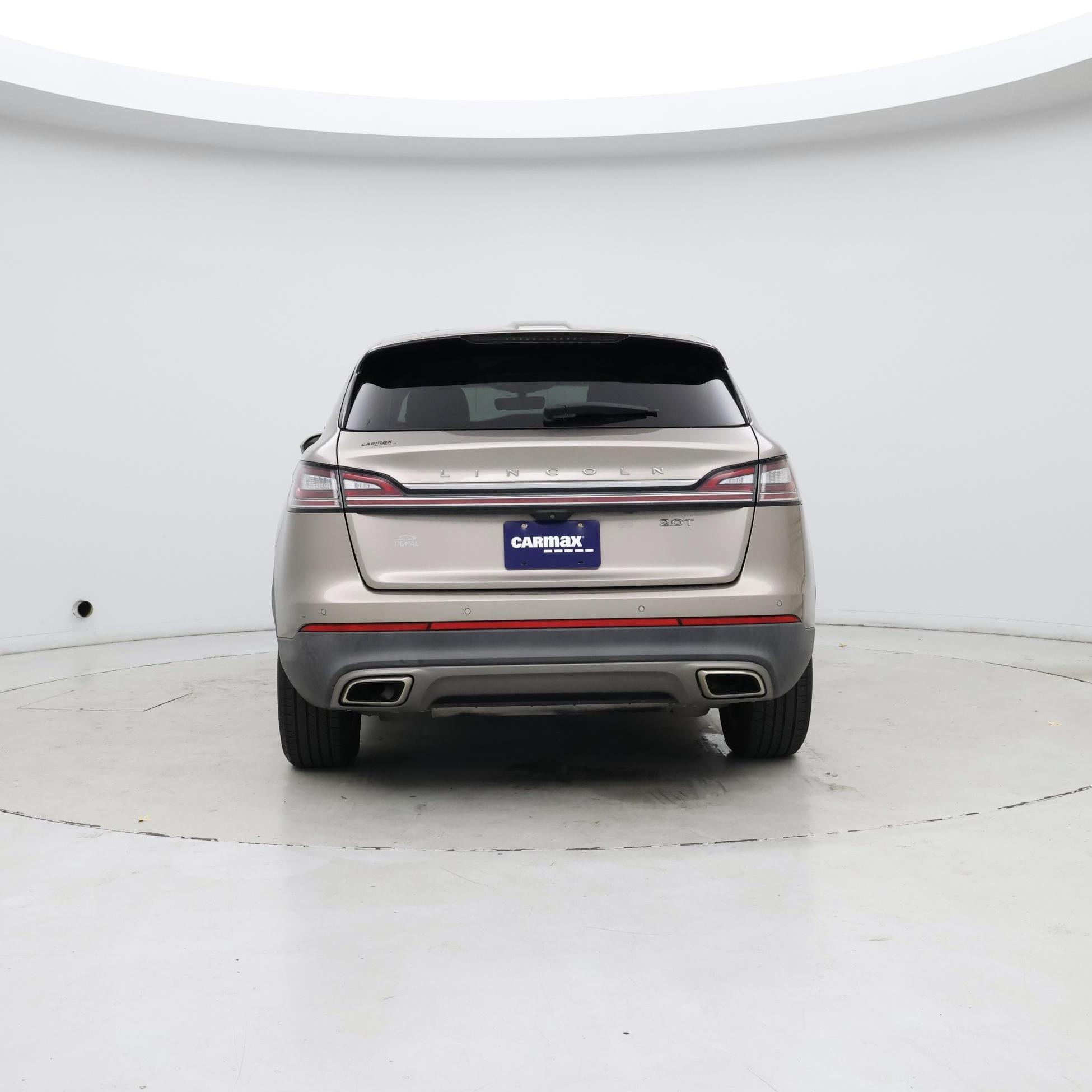 Thumbnail: 2019 Lincoln Nautilus - 6