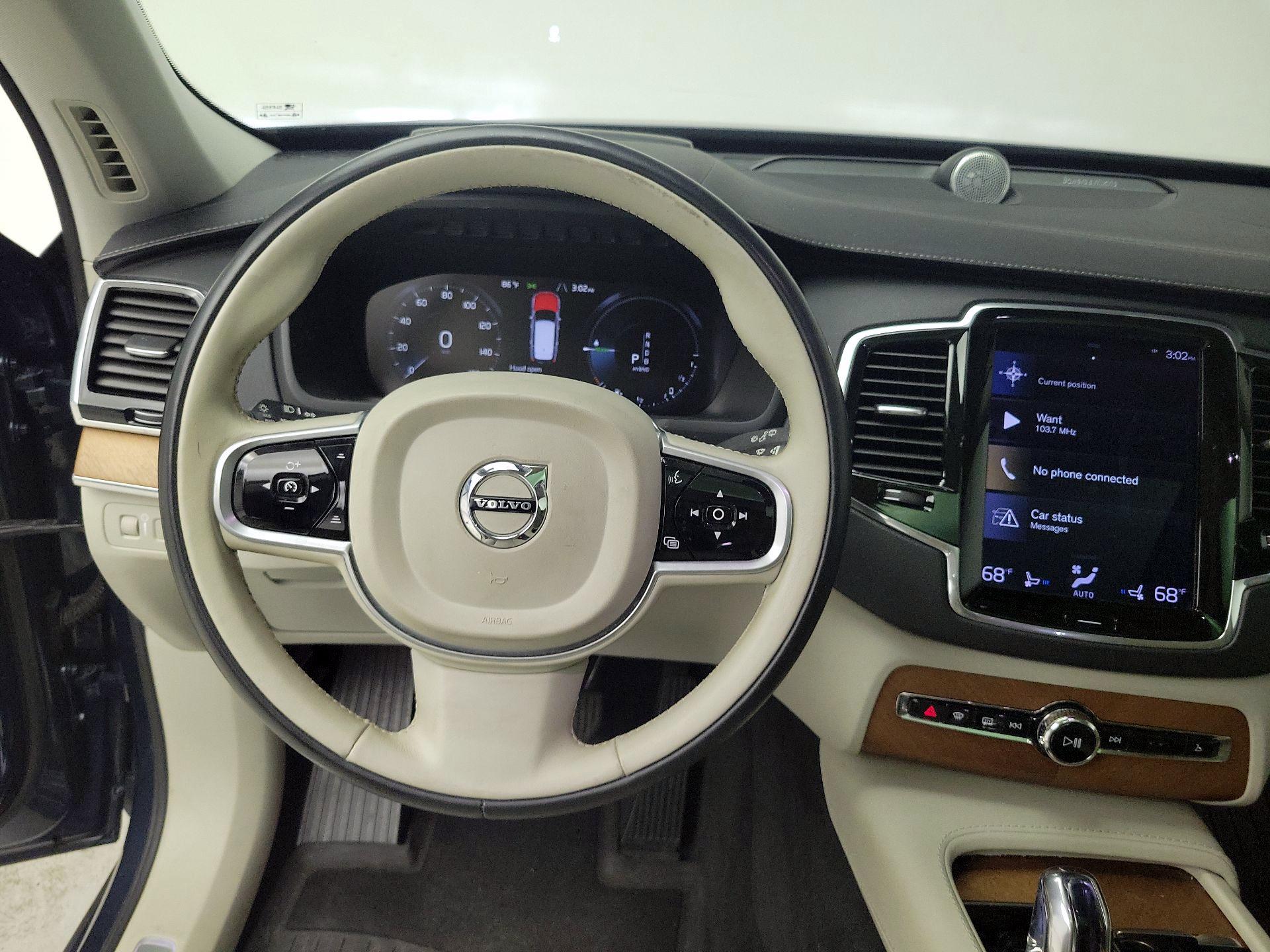 Thumbnail: 2019 Volvo XC90 - 10