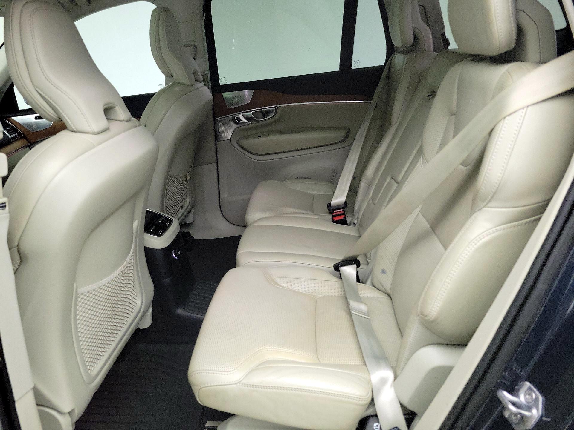 Thumbnail: 2019 Volvo XC90 - 20