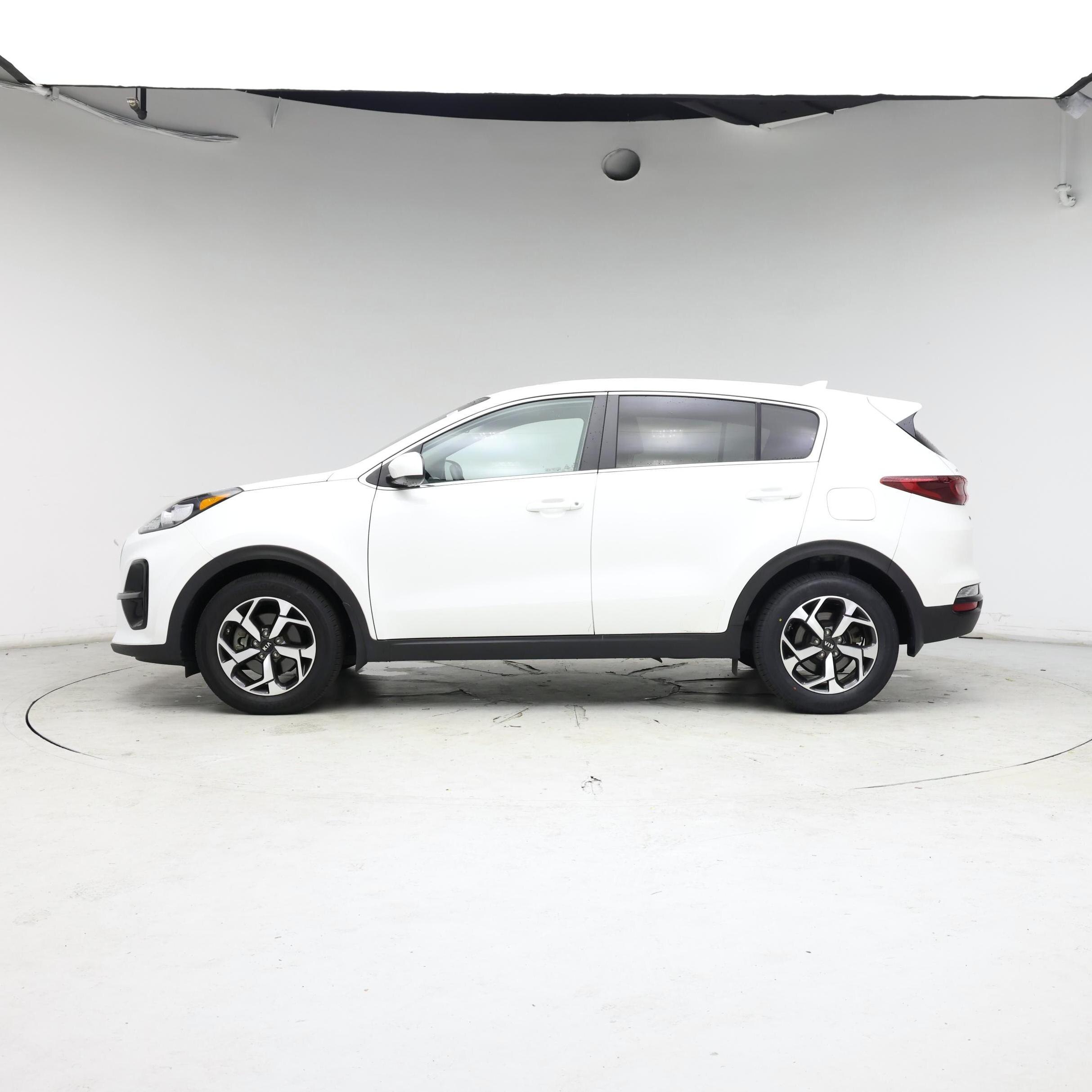 Thumbnail: 2021 Kia Sportage - 3
