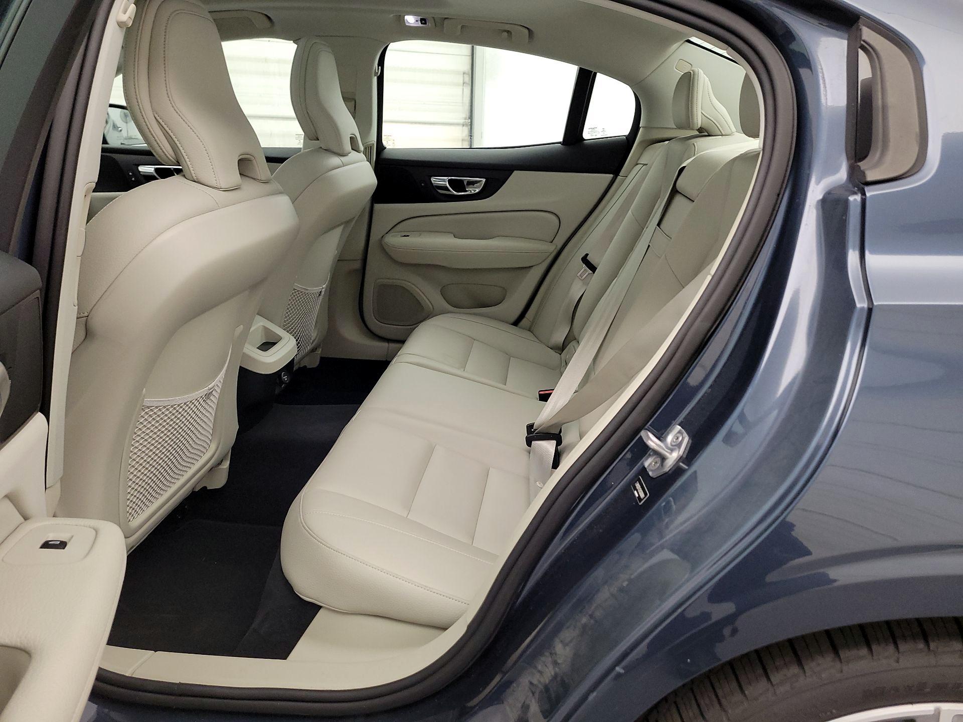 Thumbnail: 2019 Volvo S60 - 20