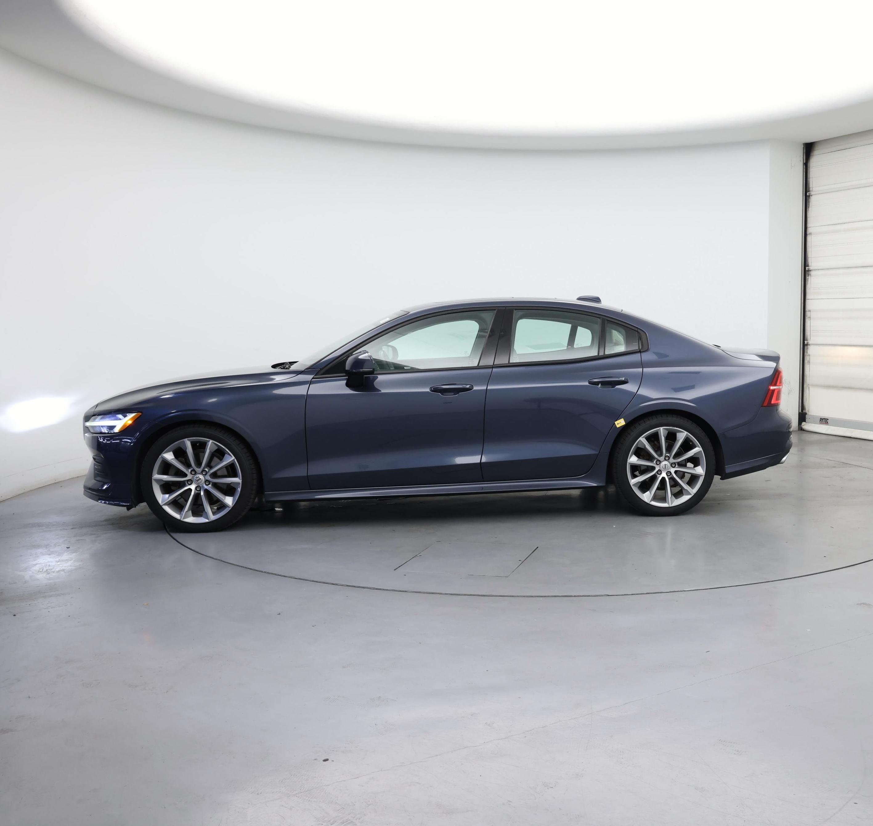 Thumbnail: 2019 Volvo S60 - 3