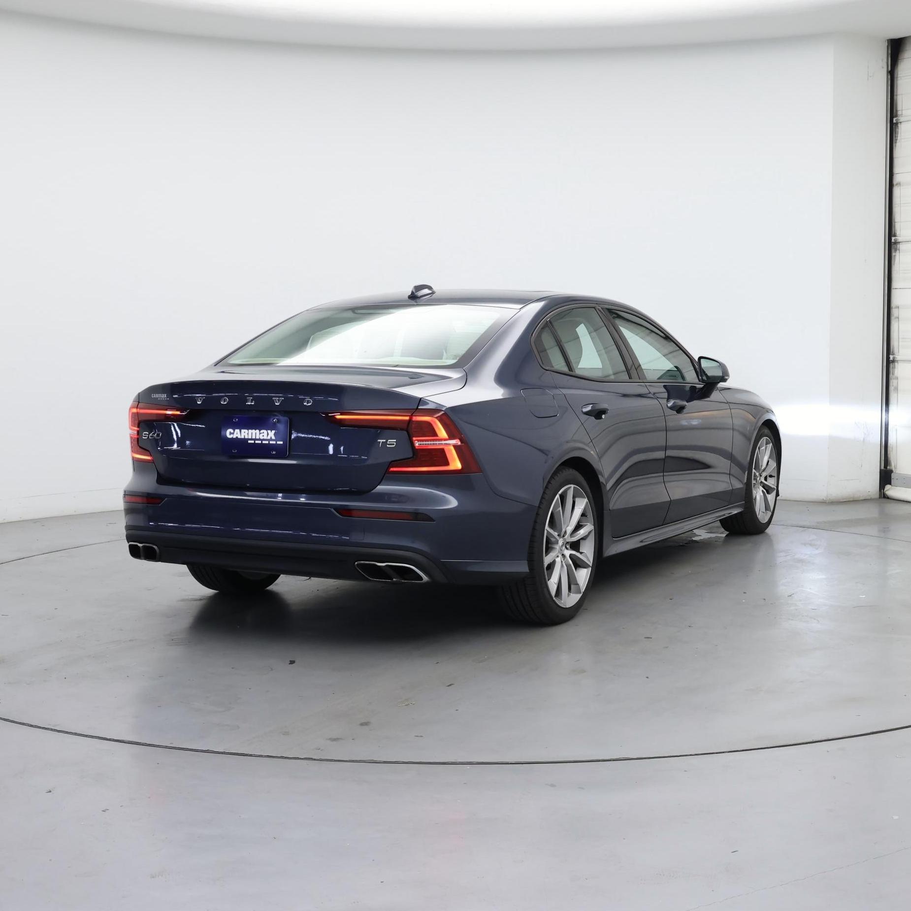 Thumbnail: 2019 Volvo S60 - 8