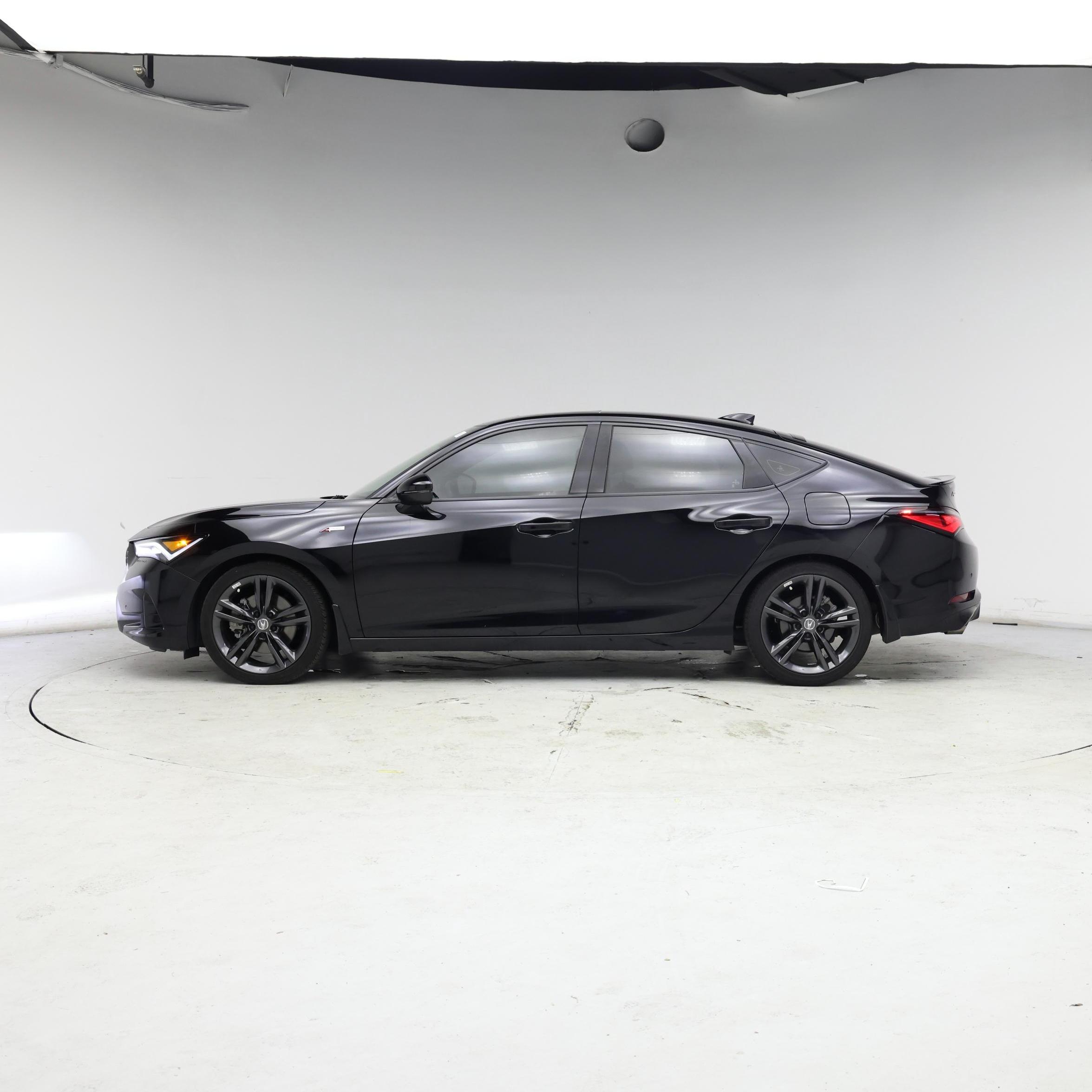 Thumbnail: 2023 Acura Integra - 3
