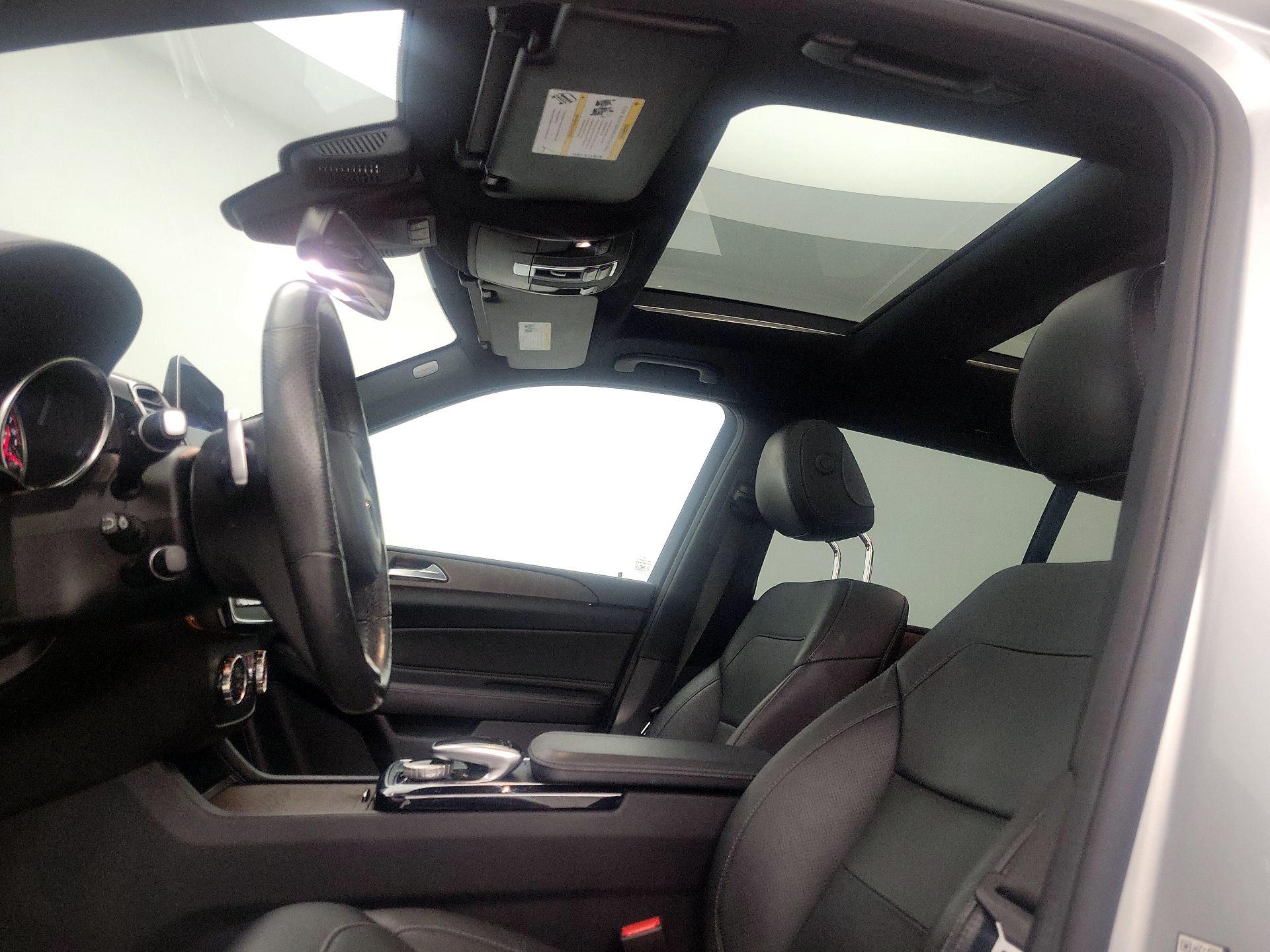 Thumbnail: 2019 Mercedes-Benz GLS - 19