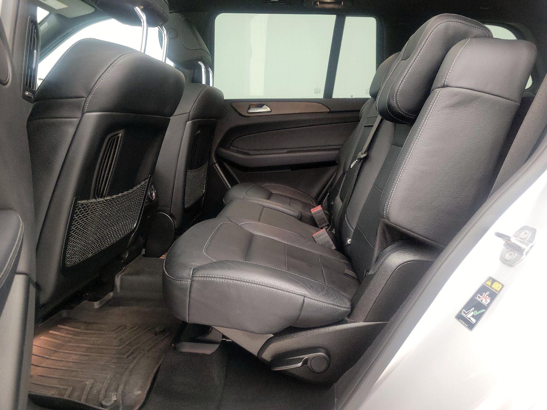 Thumbnail: 2019 Mercedes-Benz GLS - 20