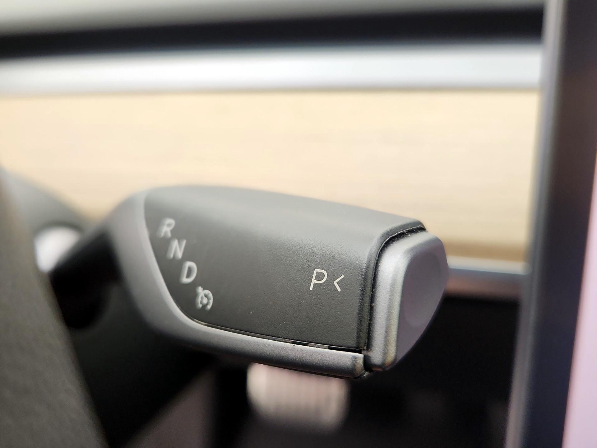 Thumbnail: 2022 Tesla Model 3 - 17