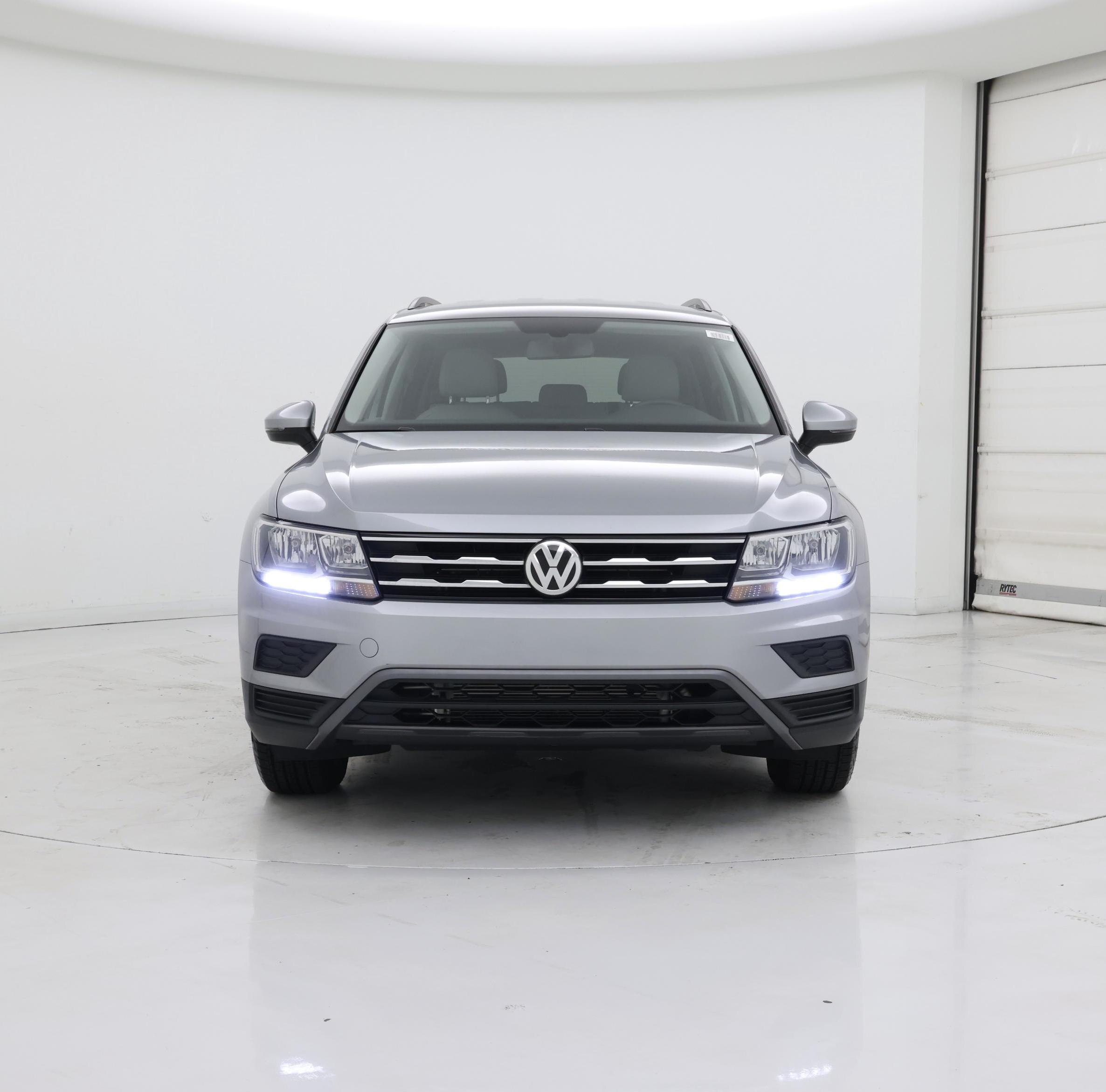 Thumbnail: 2020 Volkswagen Tiguan - 5