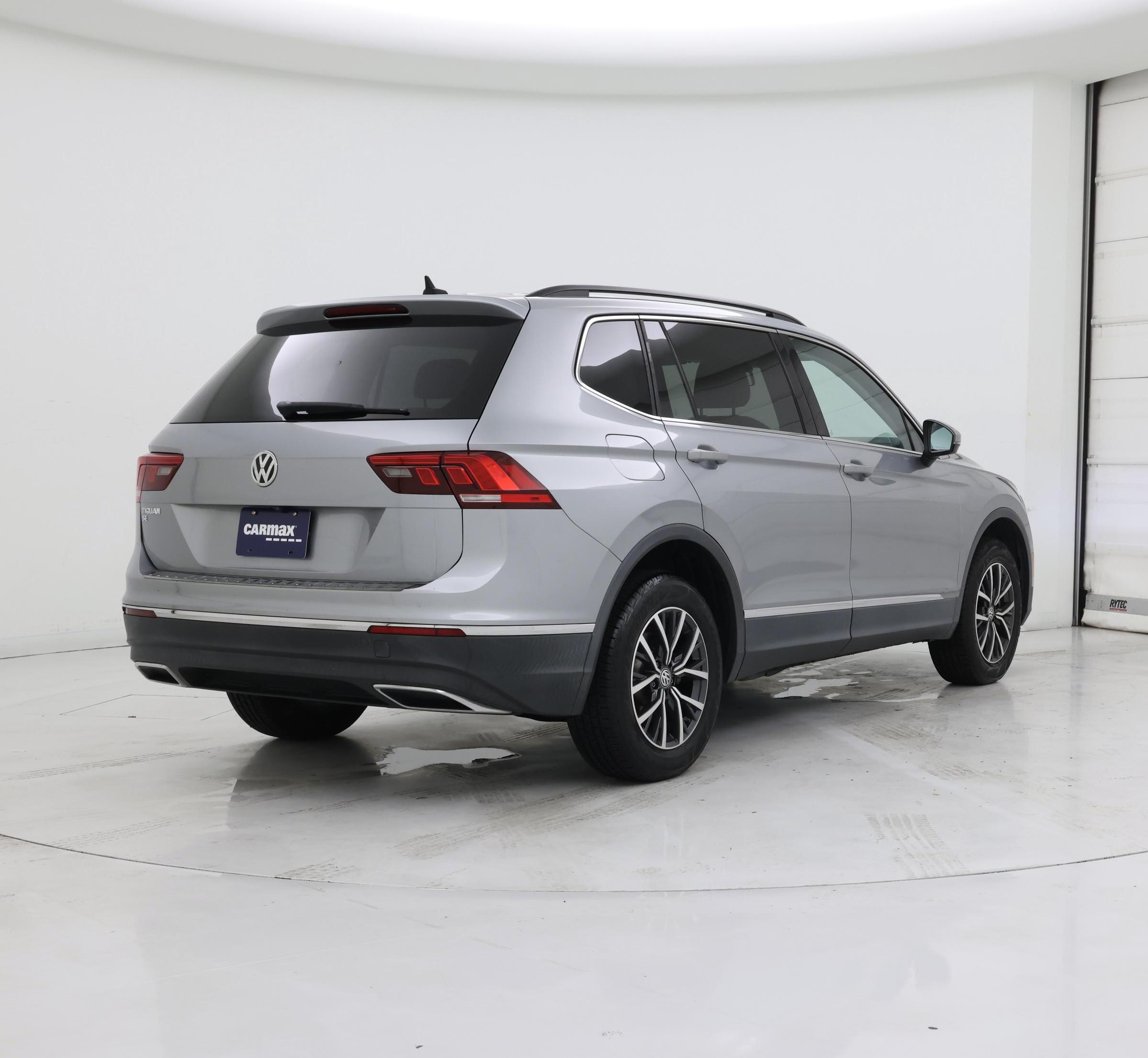 Thumbnail: 2020 Volkswagen Tiguan - 8