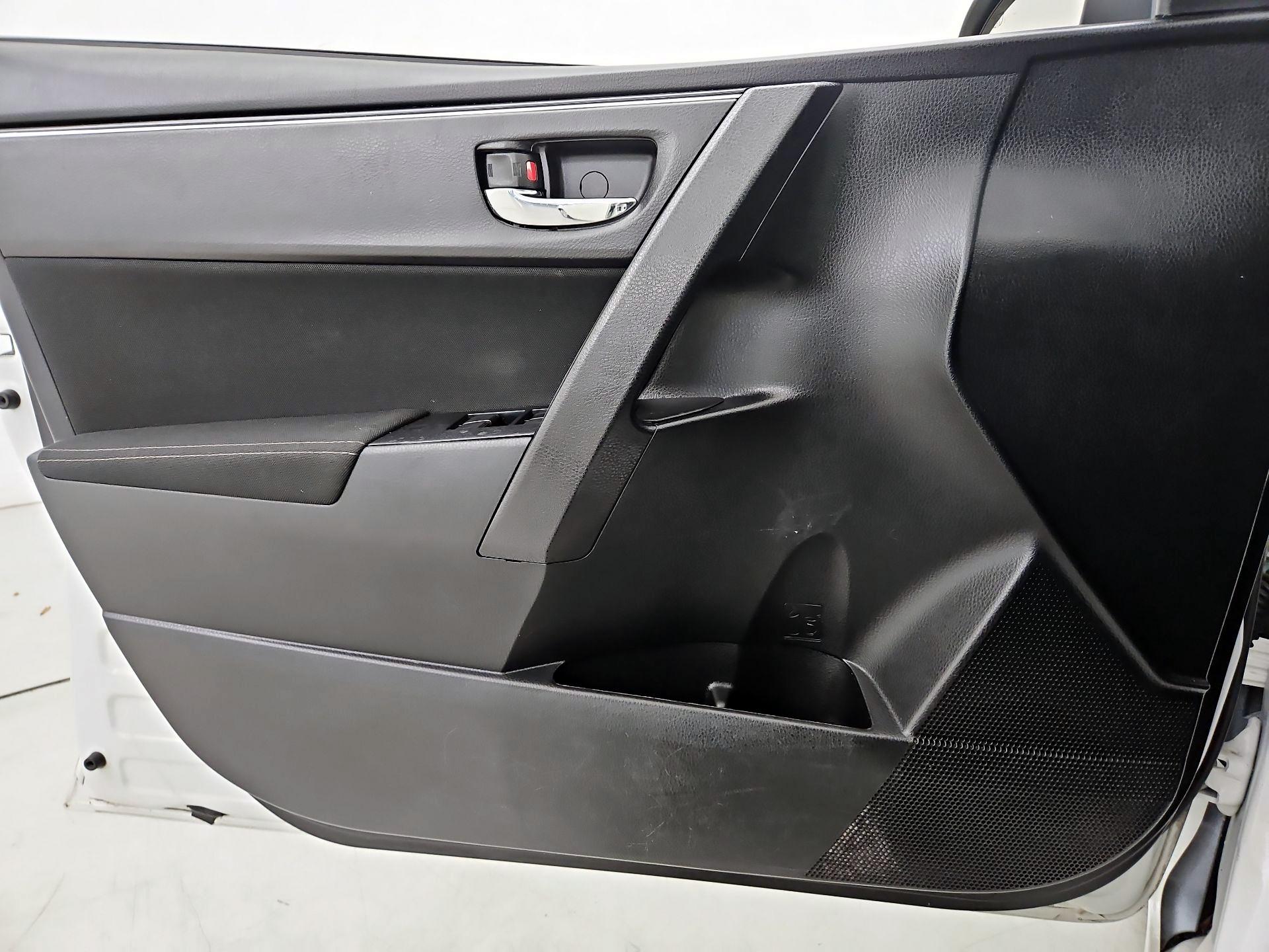 Thumbnail: 2019 Toyota Corolla - 12