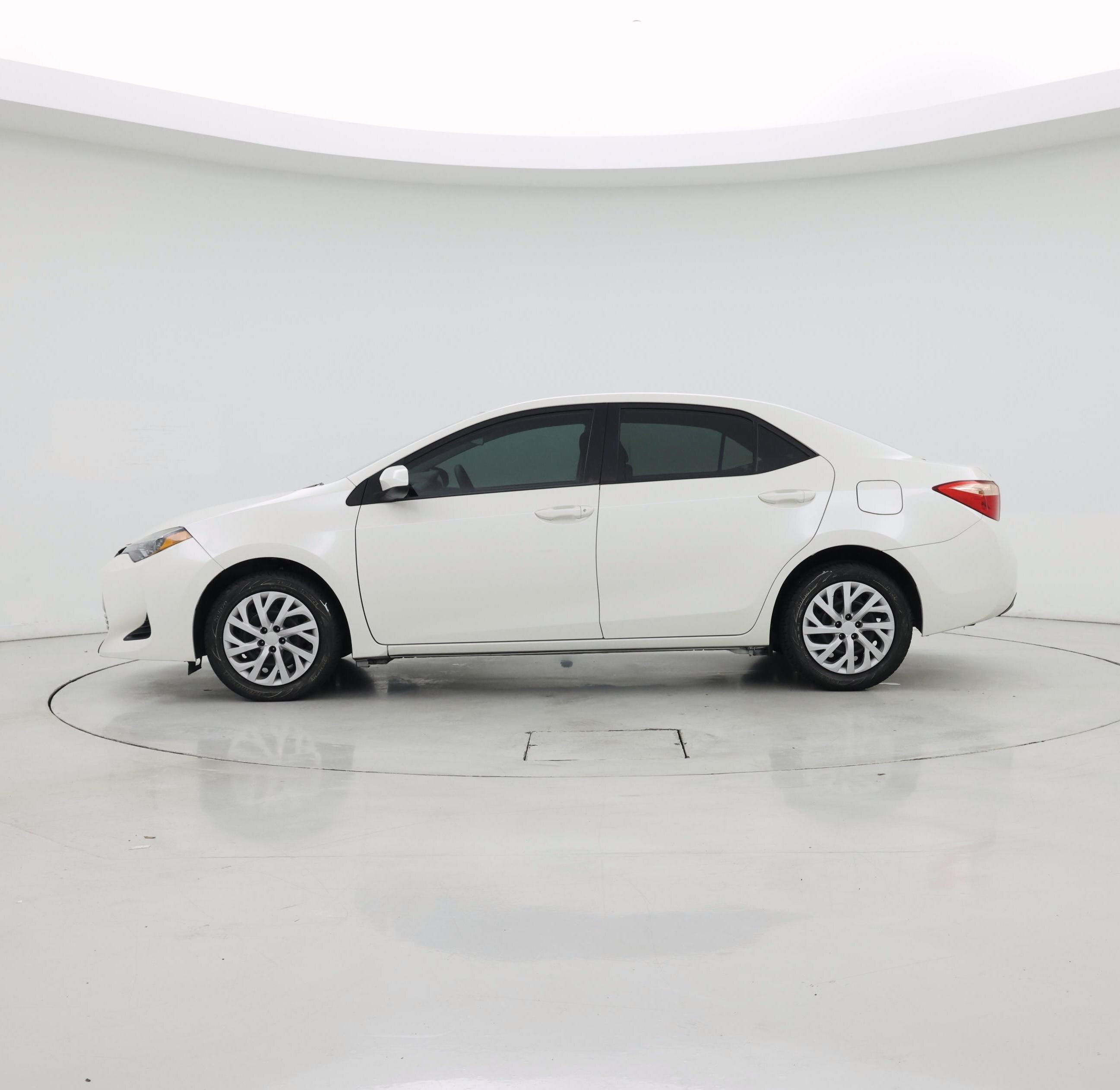 Thumbnail: 2019 Toyota Corolla - 3