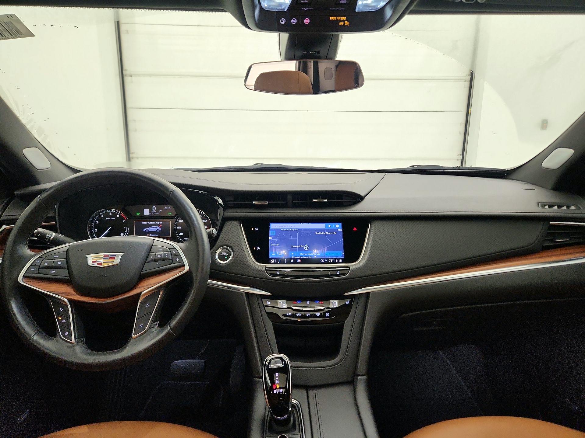 Thumbnail: 2023 Cadillac XT5 - 9