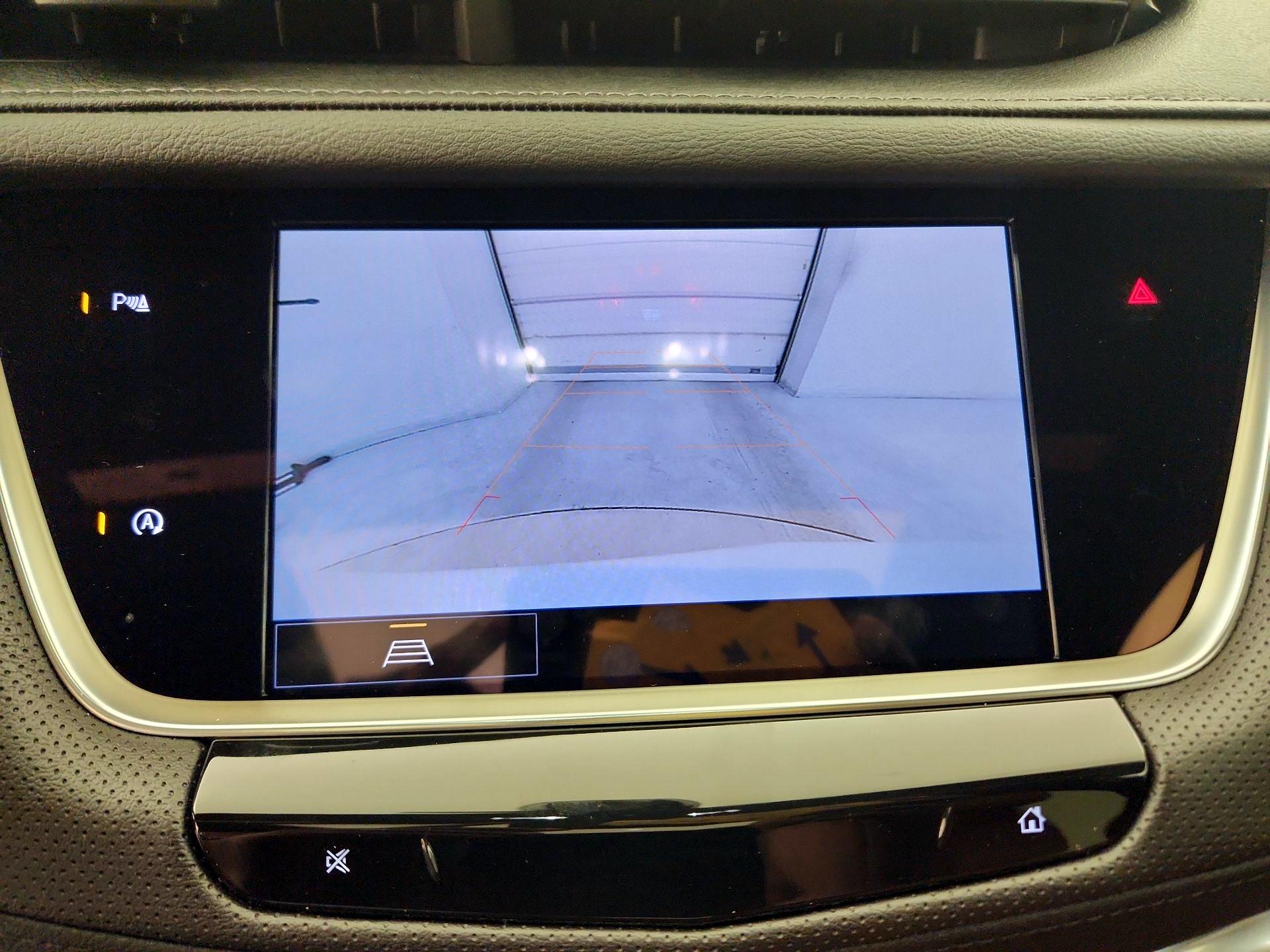 Thumbnail: 2023 Cadillac XT5 - 15