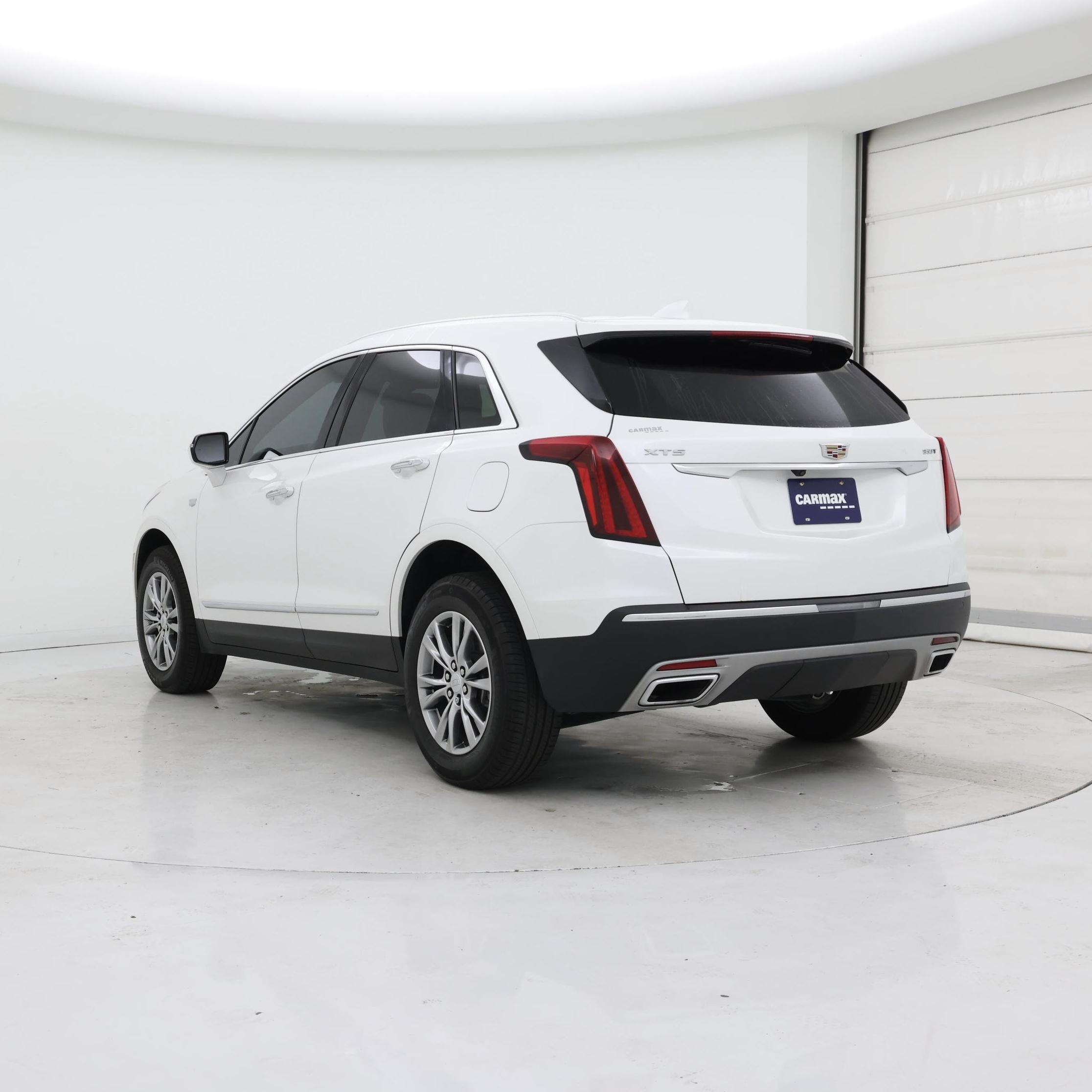 Thumbnail: 2023 Cadillac XT5 - 2