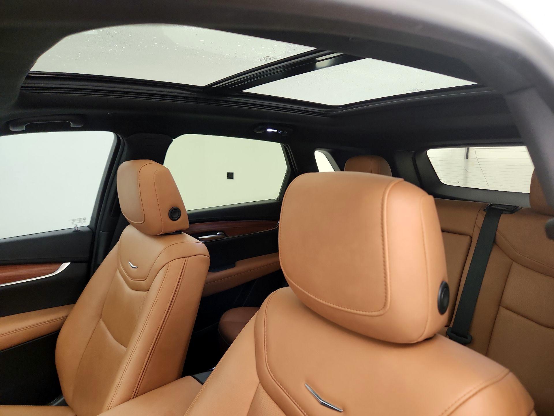 Thumbnail: 2023 Cadillac XT5 - 20
