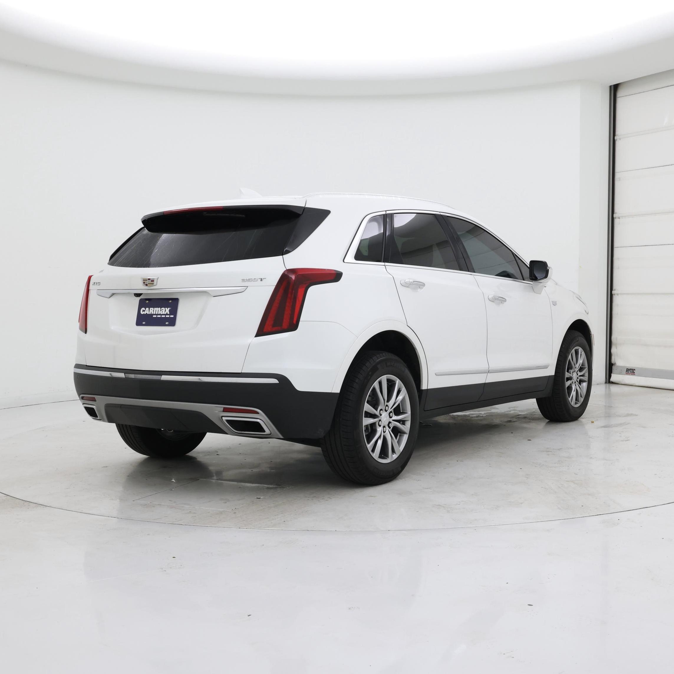 Thumbnail: 2023 Cadillac XT5 - 8