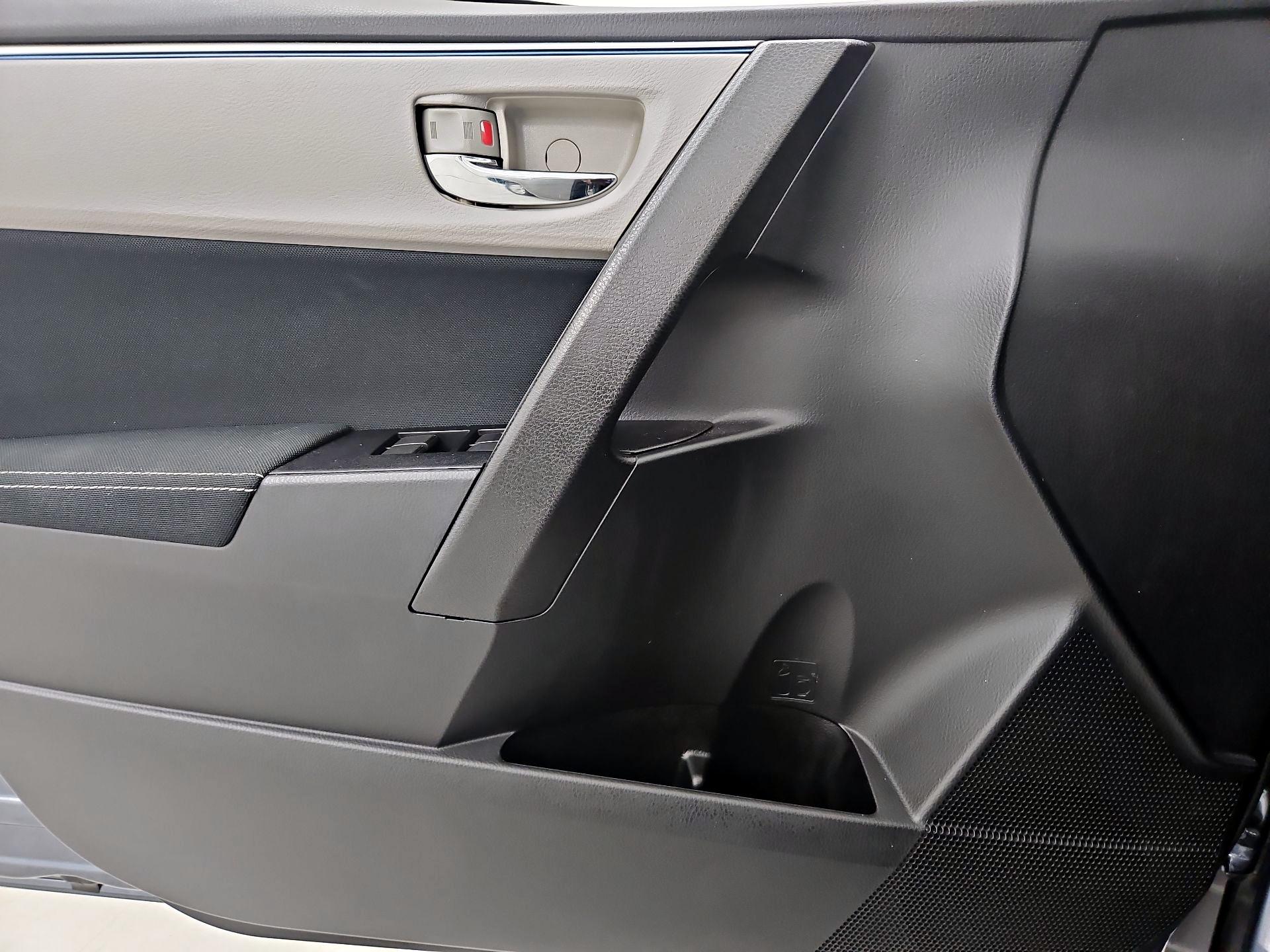 Thumbnail: 2016 Toyota Corolla - 12