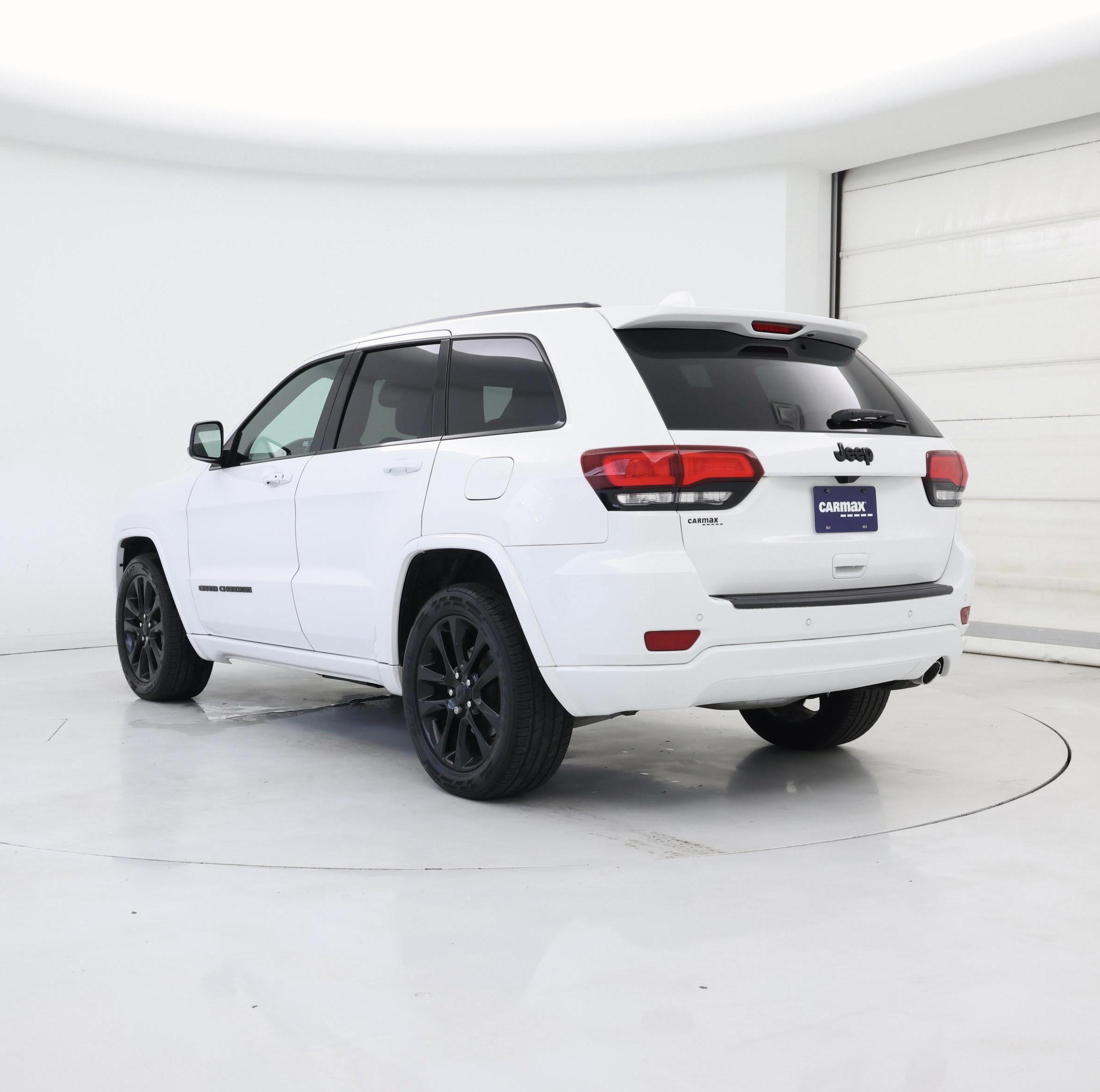 Thumbnail: 2020 Jeep Grand Cherokee - 2