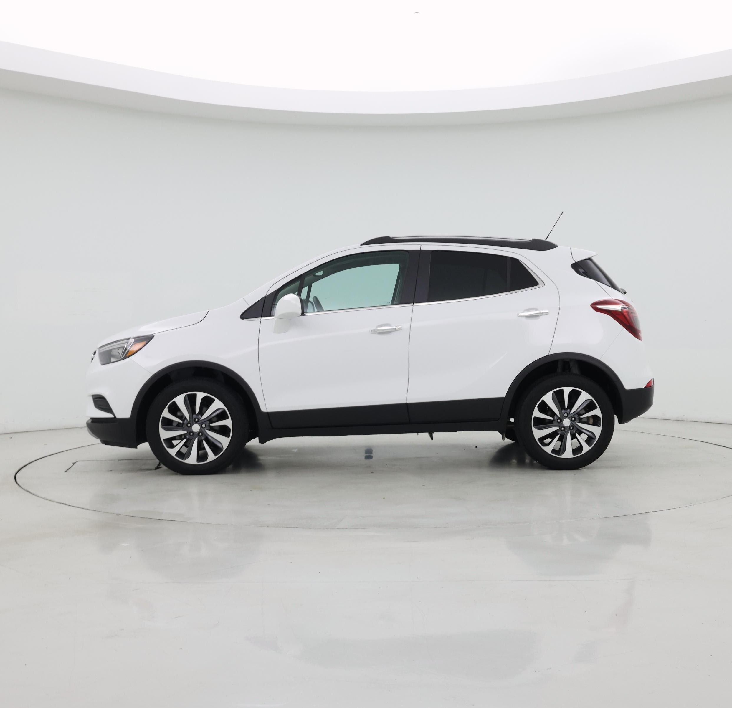Thumbnail: 2022 Buick Encore - 3