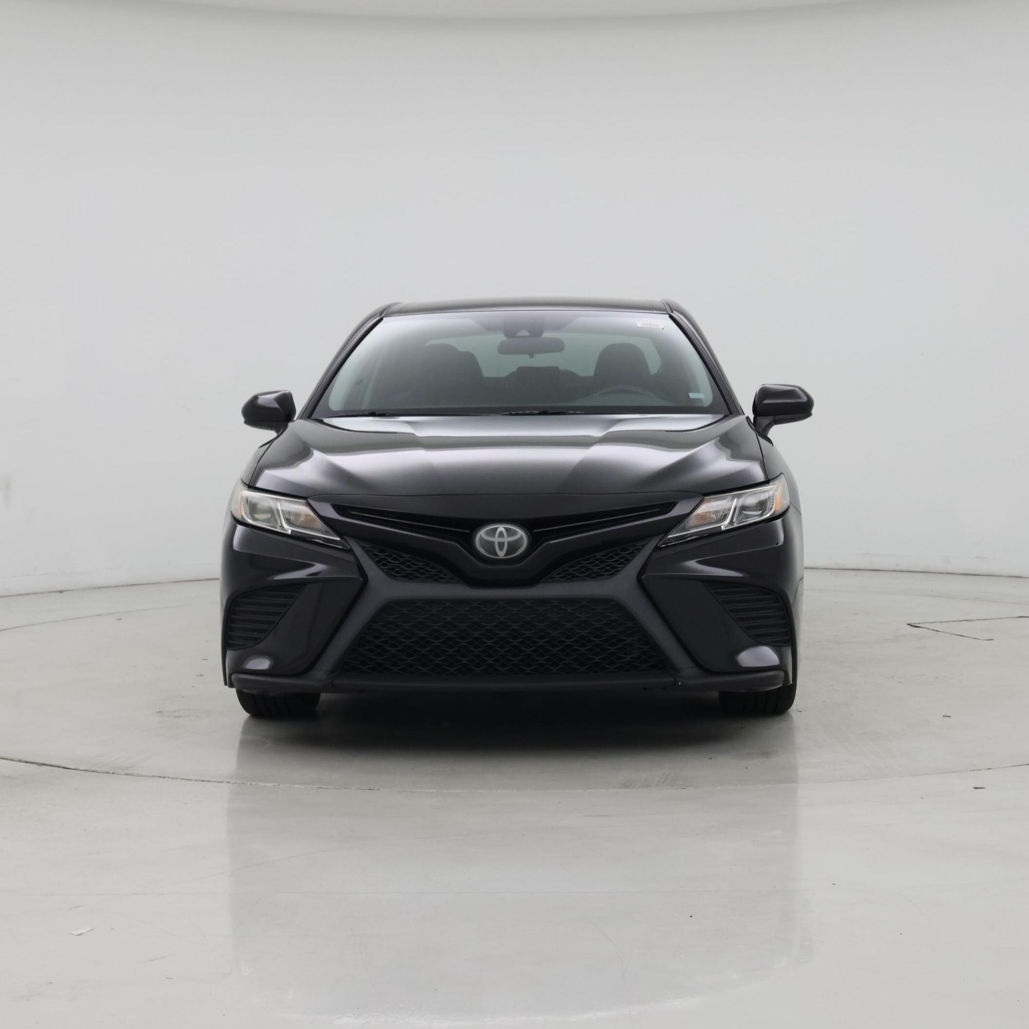Thumbnail: 2019 Toyota Camry - 5