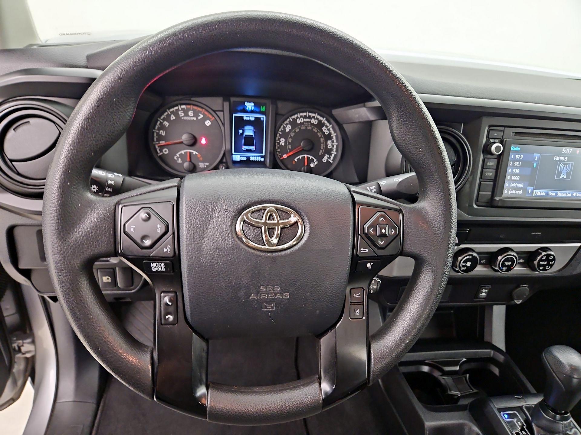 Thumbnail: 2018 Toyota Tacoma - 10