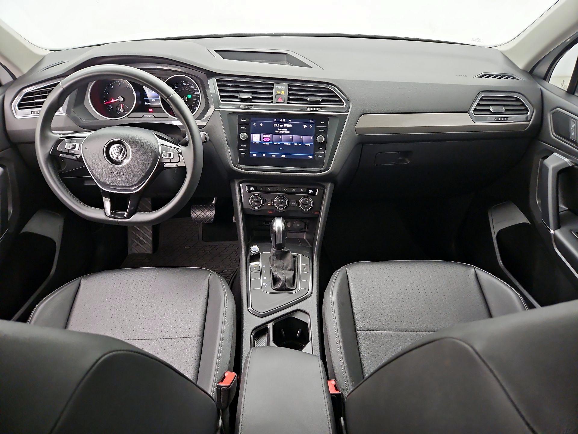 Thumbnail: 2020 Volkswagen Tiguan - 9