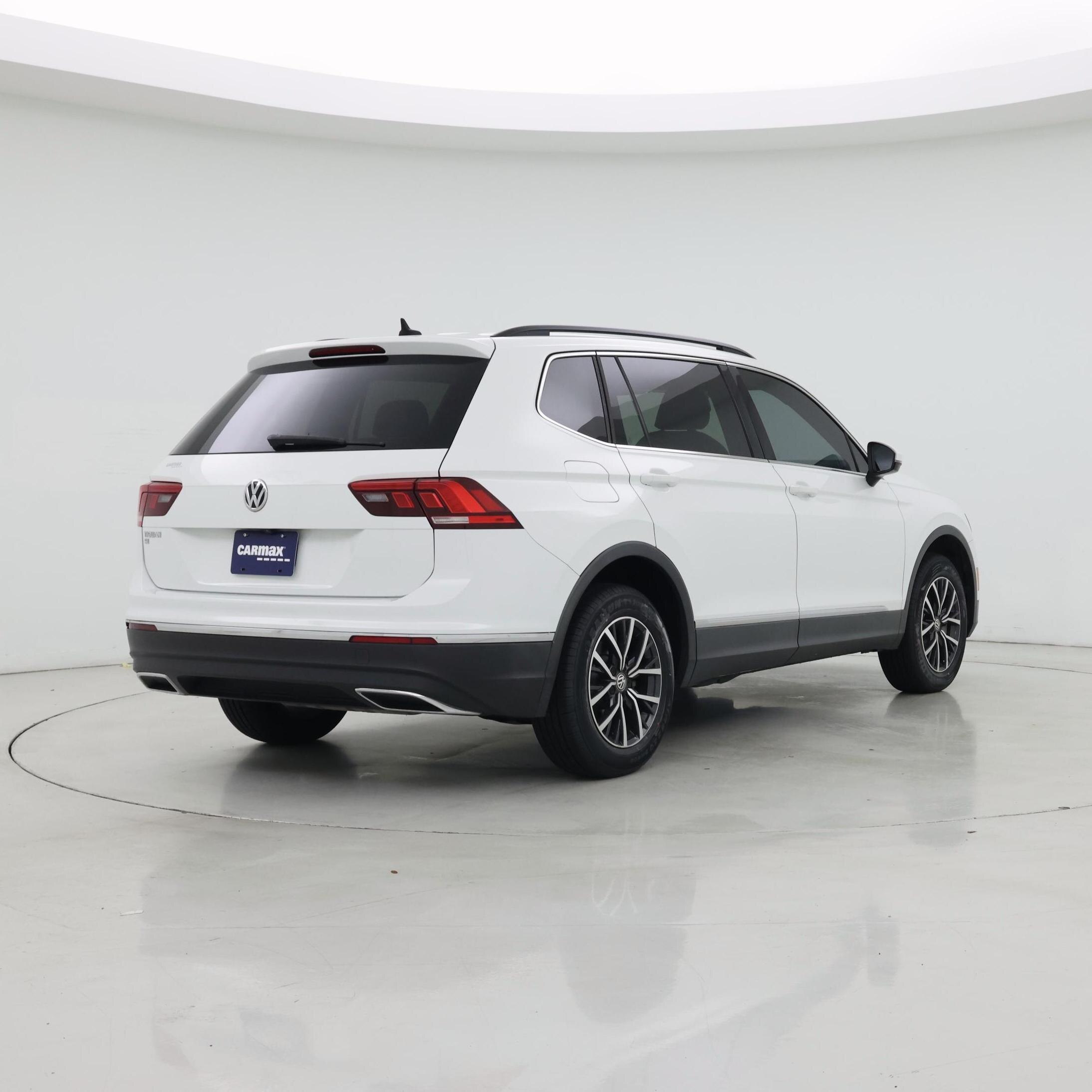 Thumbnail: 2020 Volkswagen Tiguan - 8