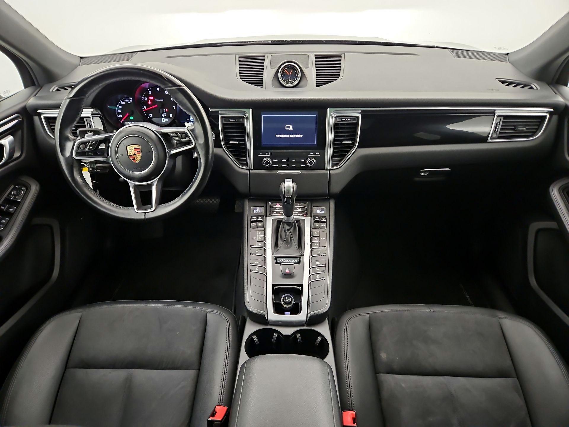 Thumbnail: 2018 Porsche Macan - 9