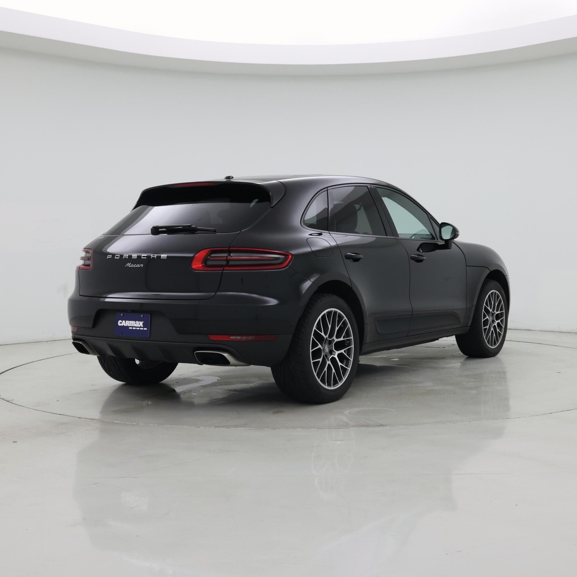 Thumbnail: 2018 Porsche Macan - 8