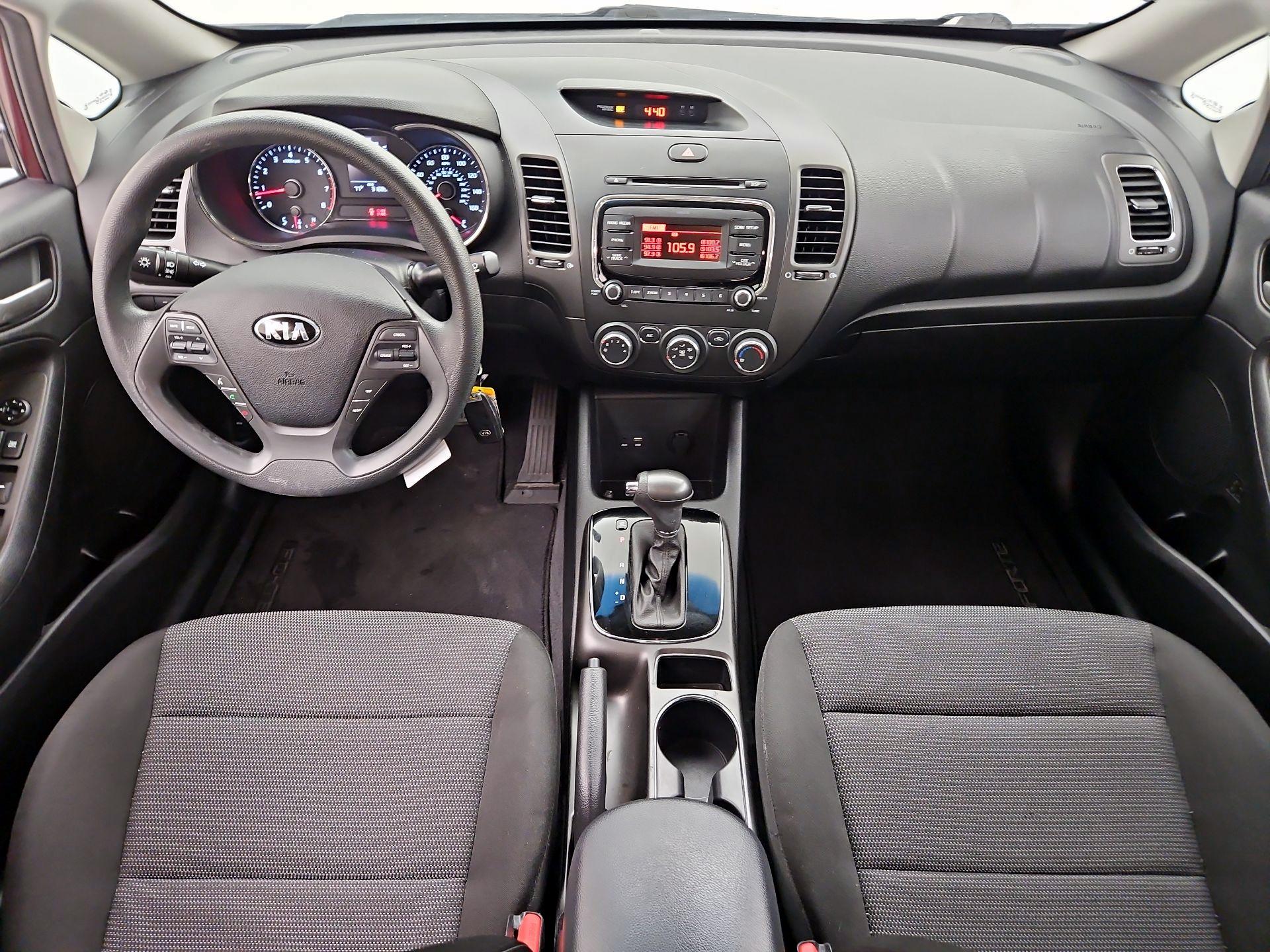 Thumbnail: 2018 Kia Forte - 9