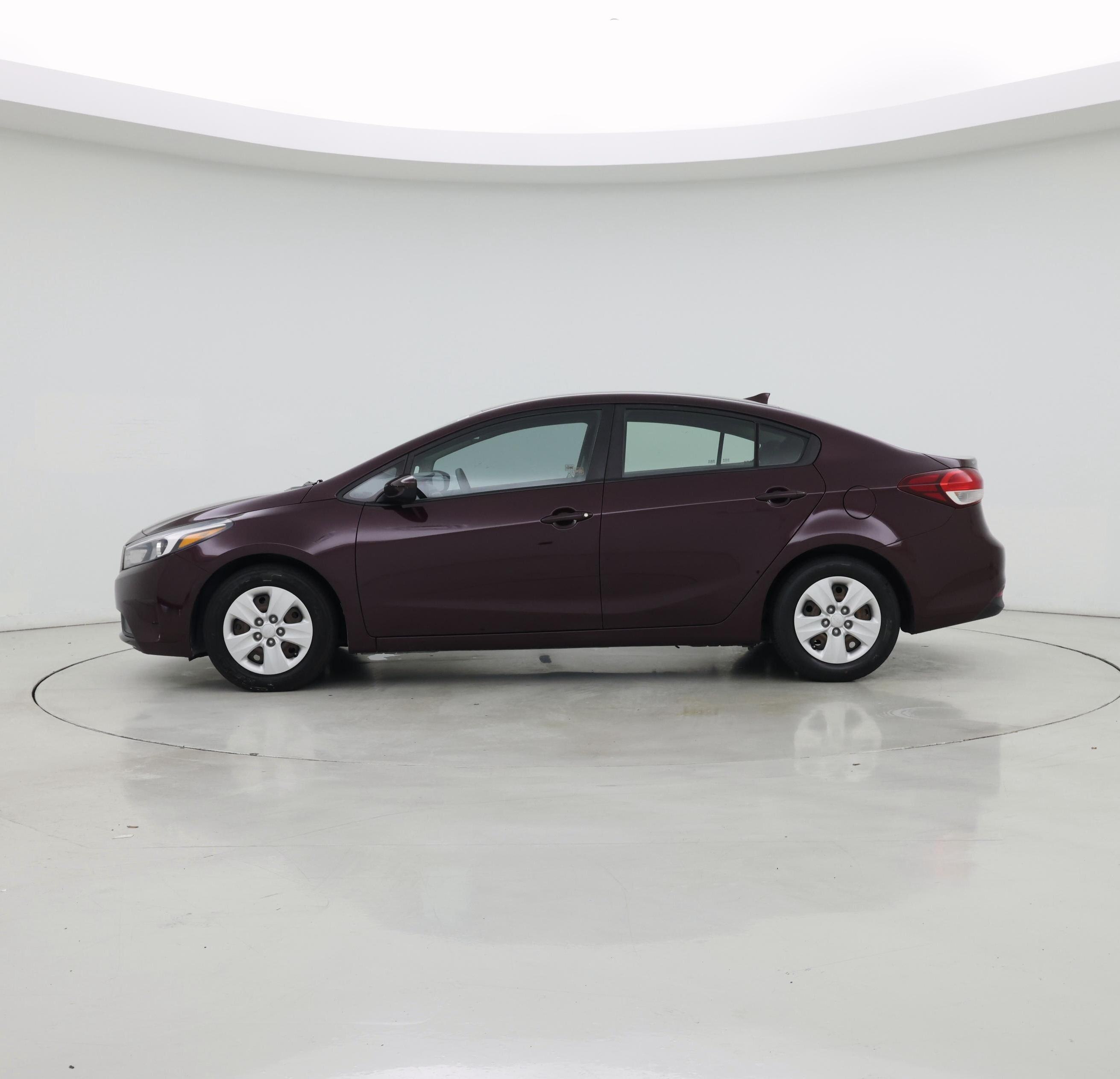 Thumbnail: 2018 Kia Forte - 3
