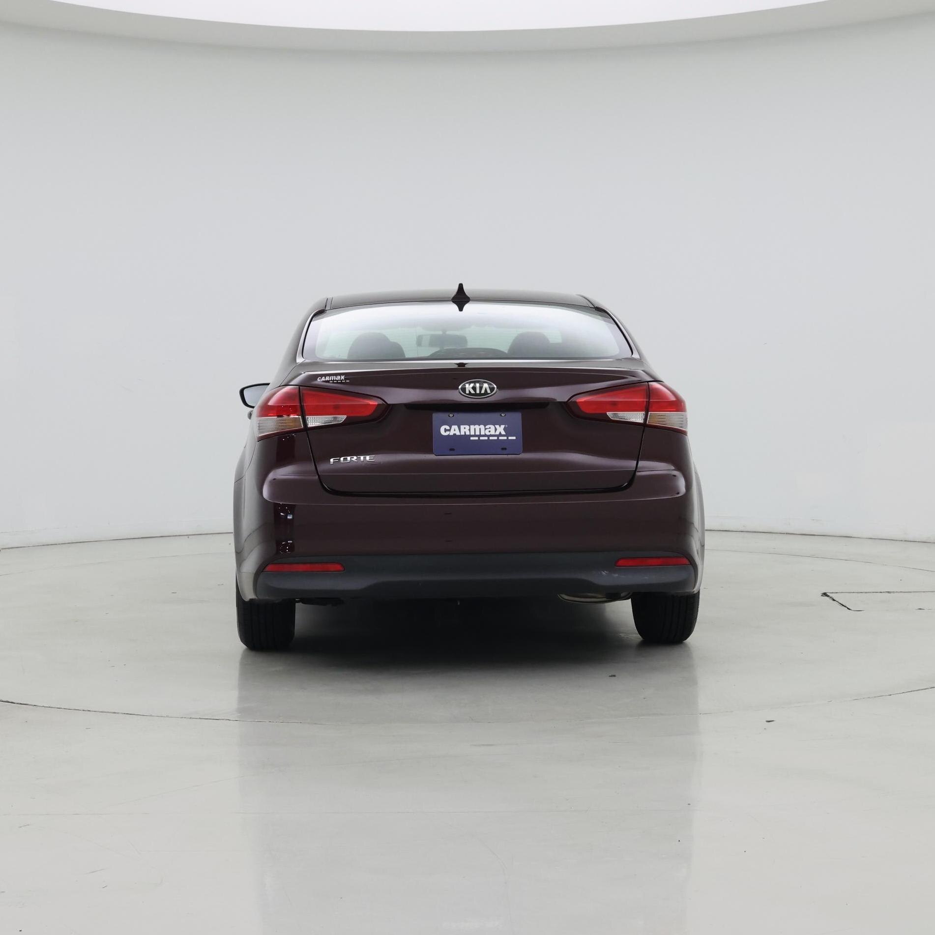 Thumbnail: 2018 Kia Forte - 6