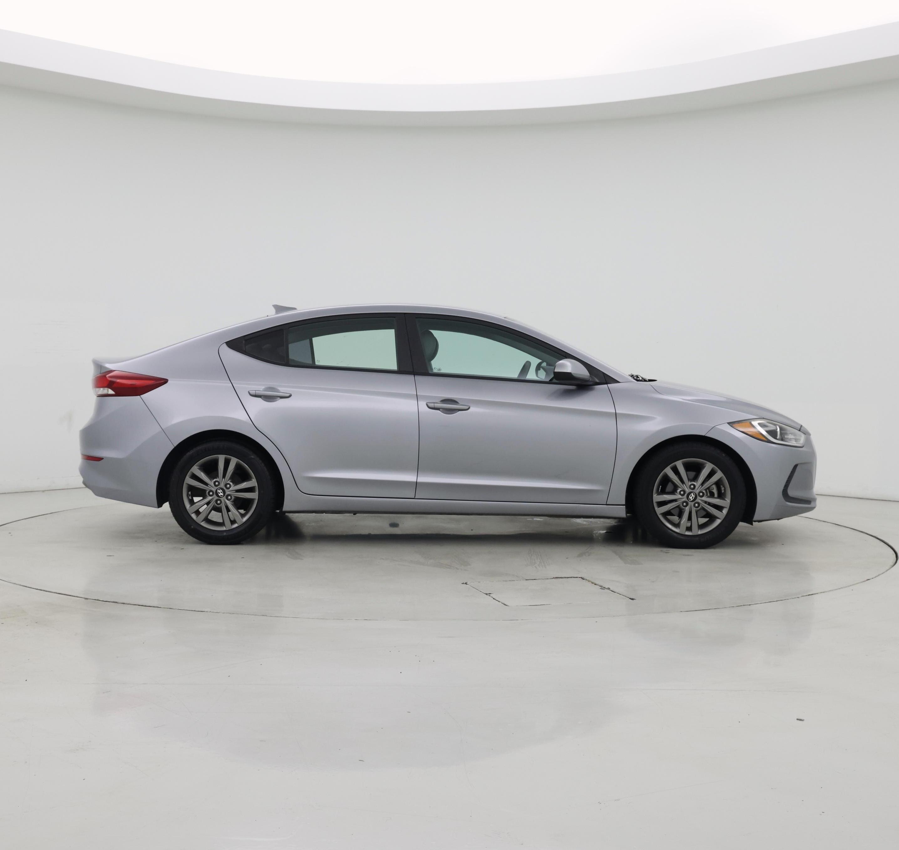 Thumbnail: 2017 Hyundai Elantra - 7