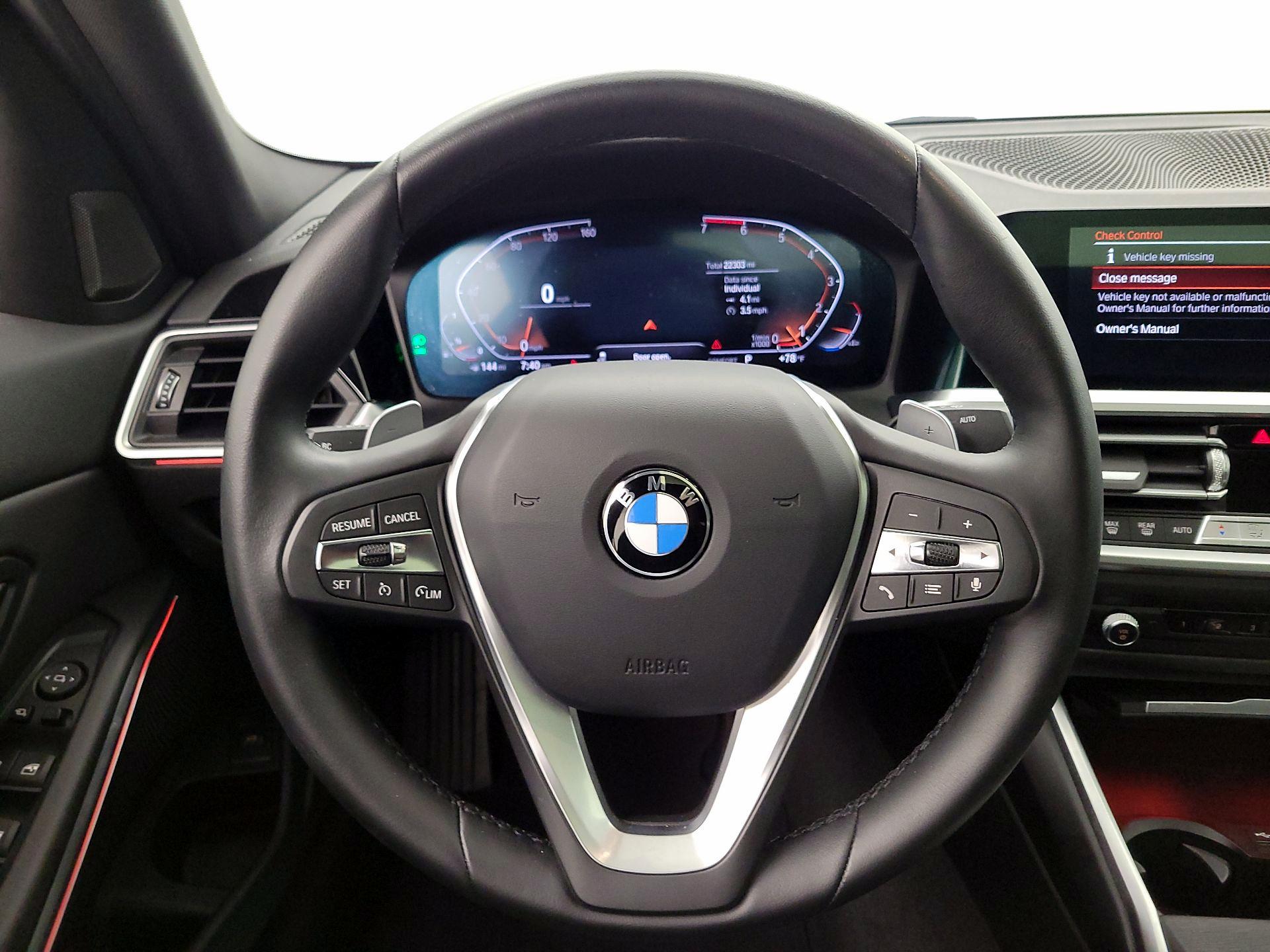 Thumbnail: 2022 BMW 3 Series - 10