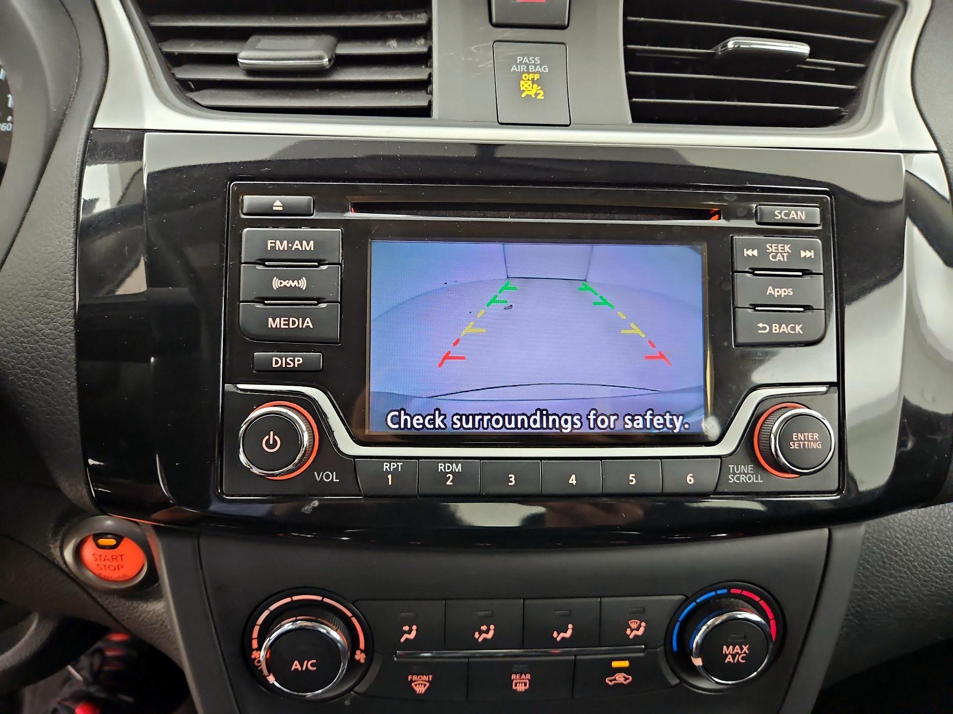 Thumbnail: 2016 Nissan Sentra - 14
