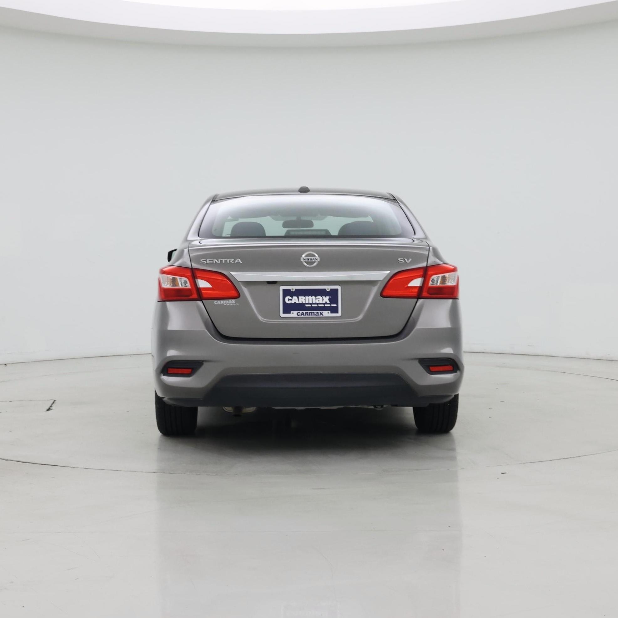 Thumbnail: 2016 Nissan Sentra - 6