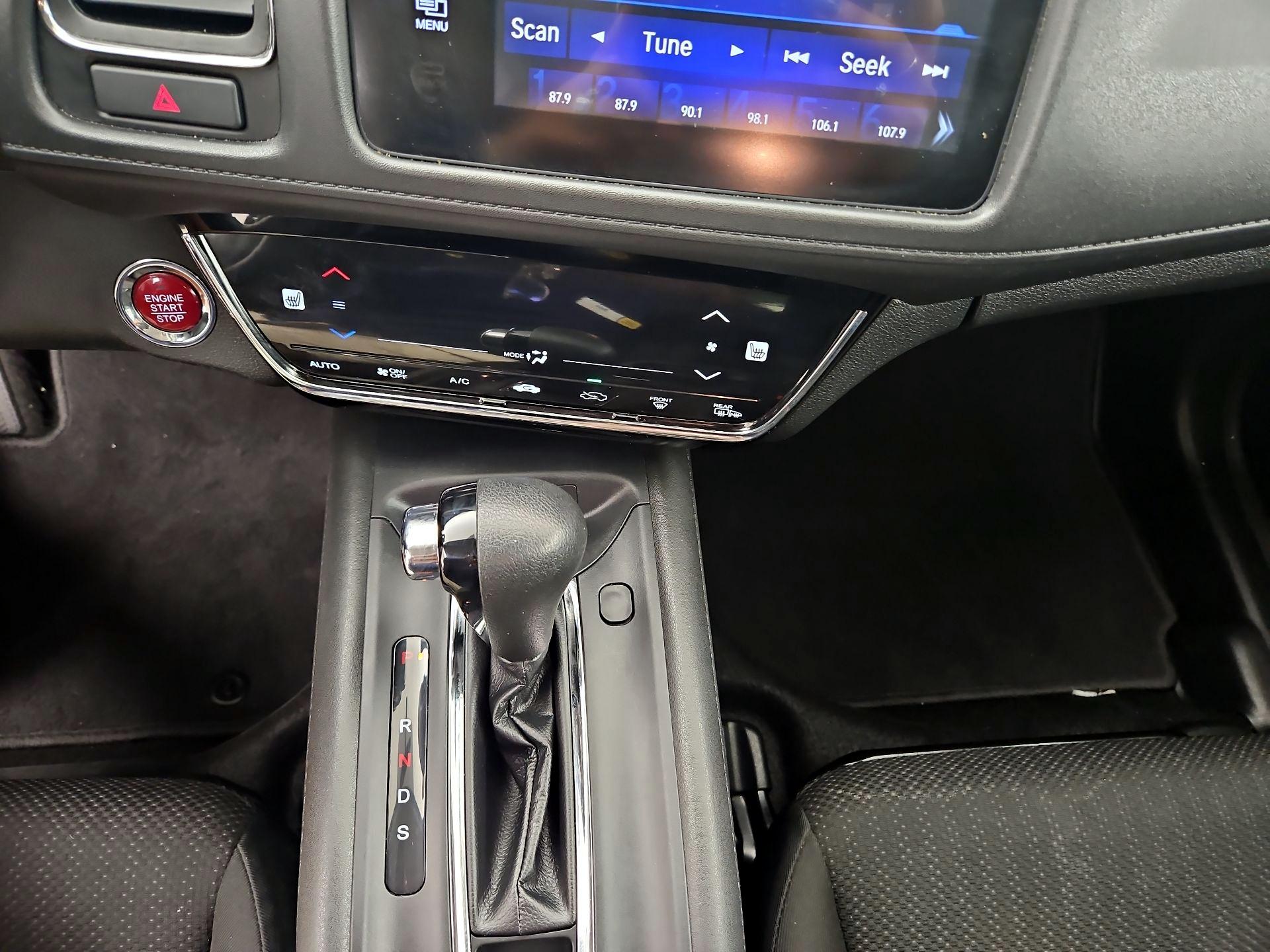 Thumbnail: 2018 Honda HR-V - 17