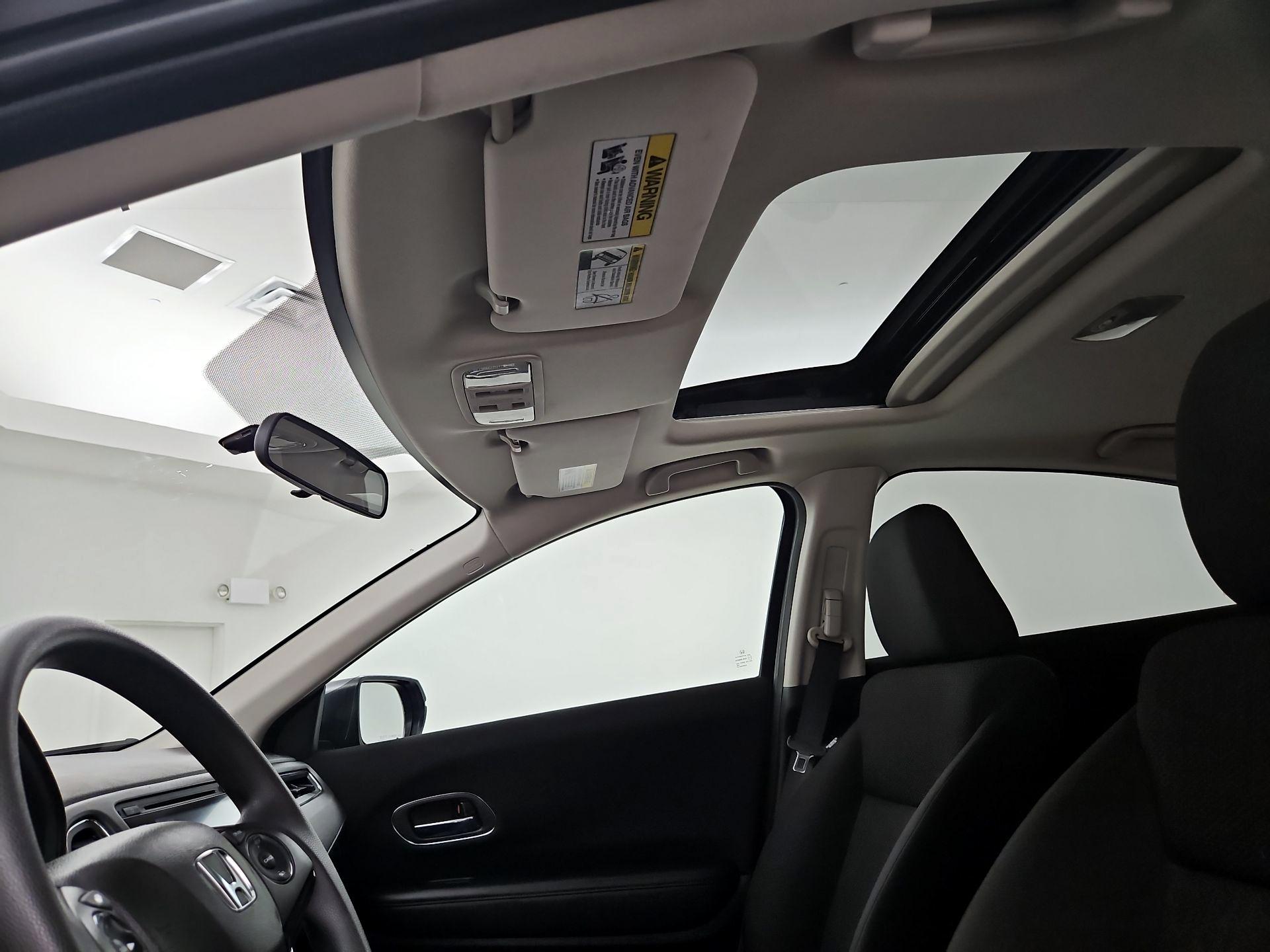 Thumbnail: 2018 Honda HR-V - 19