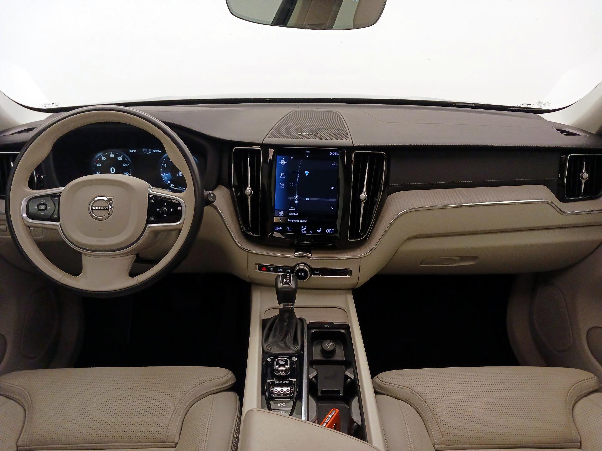 Thumbnail: 2021 Volvo XC60 - 8