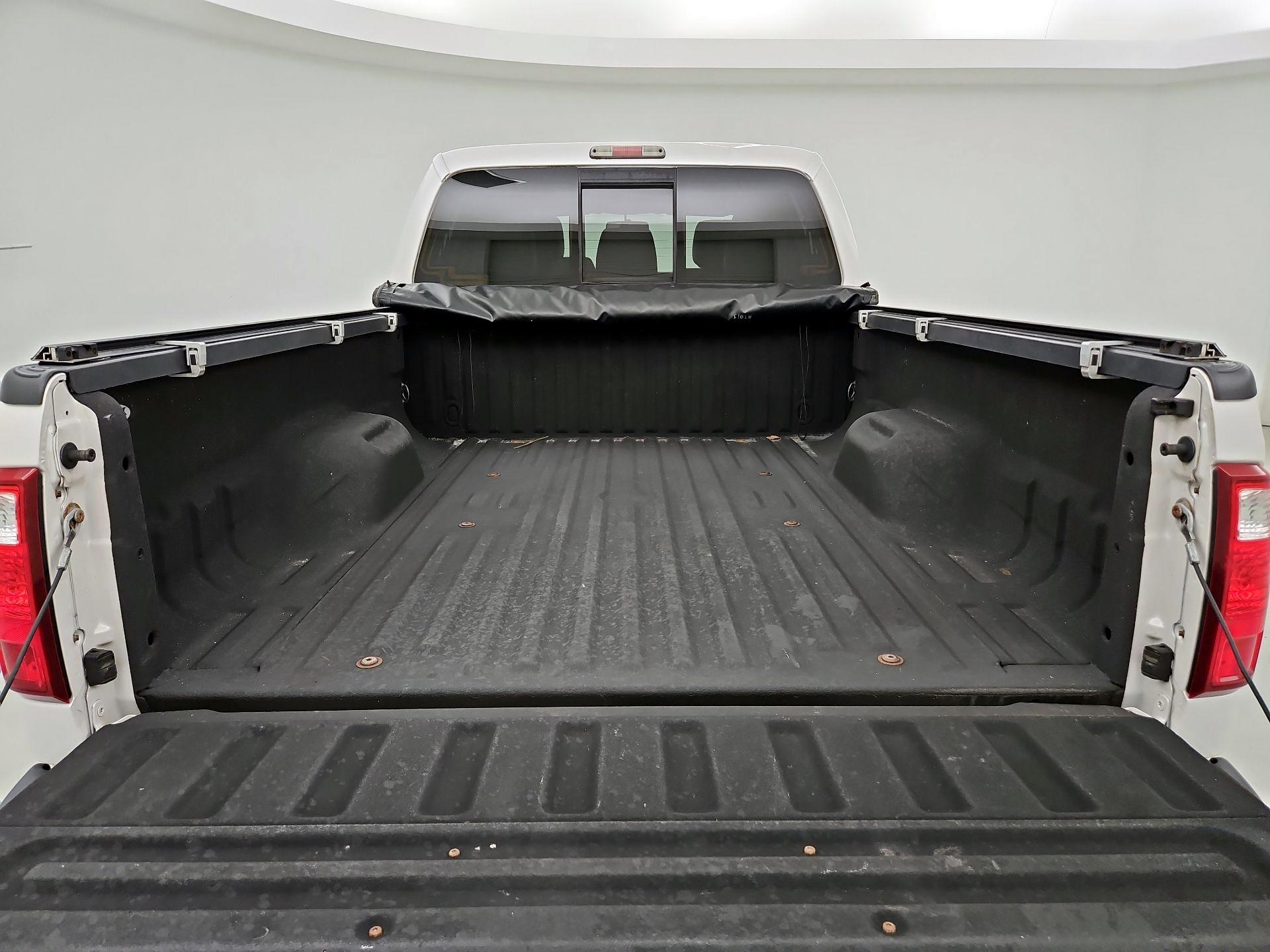 Thumbnail: 2015 Ford F-250 - 19