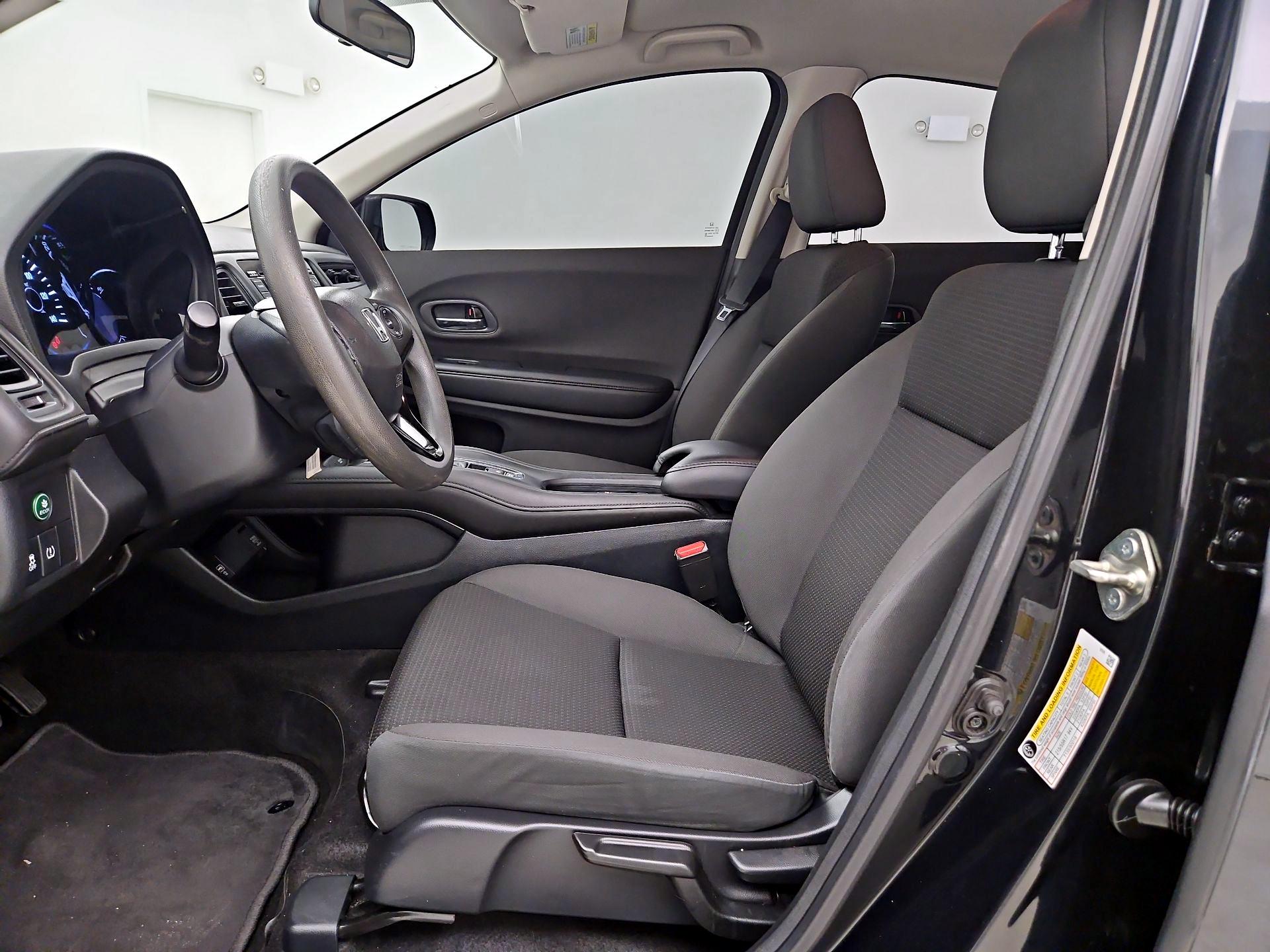 Thumbnail: 2019 Honda HR-V - 11
