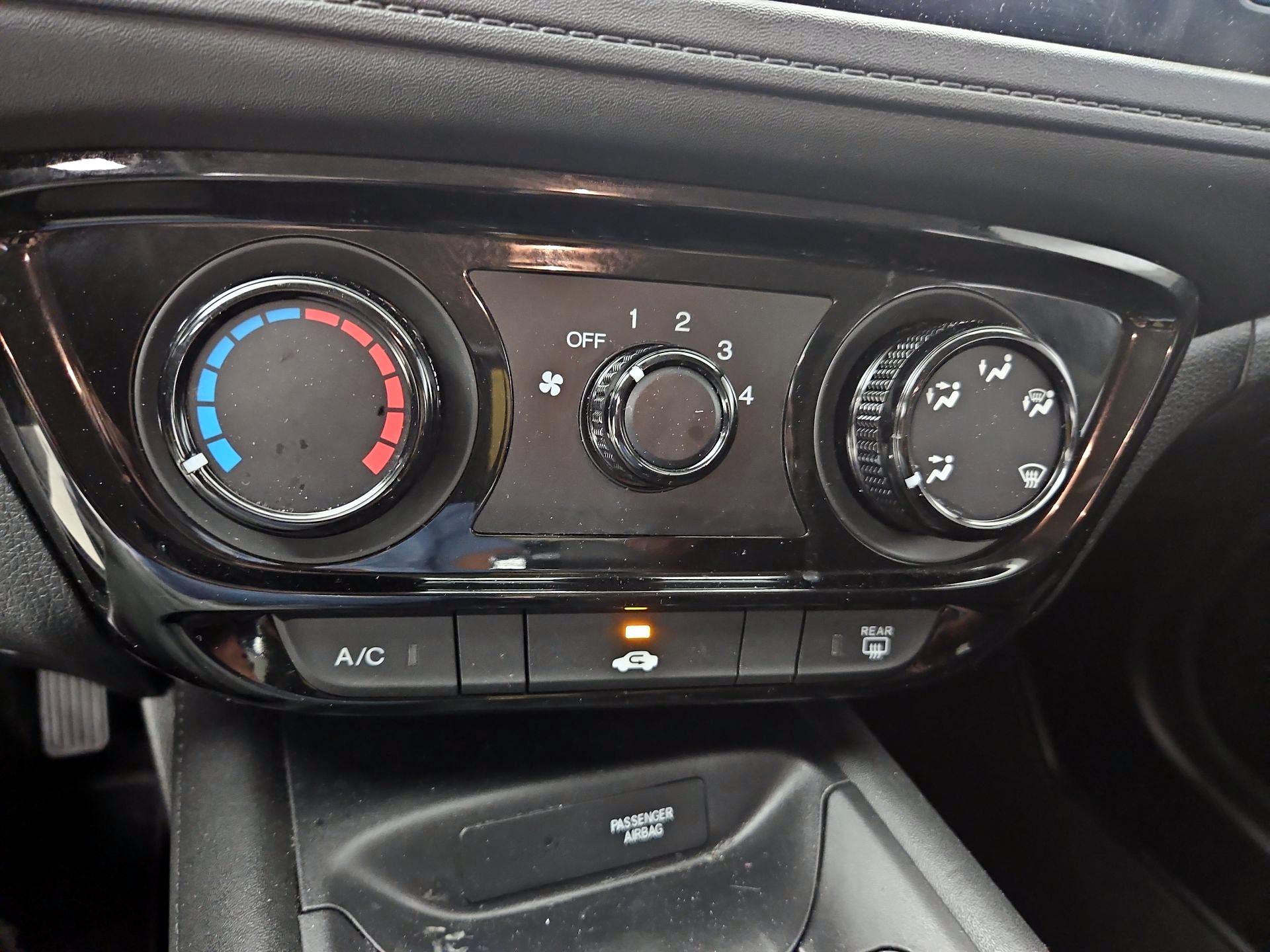 Thumbnail: 2019 Honda HR-V - 16