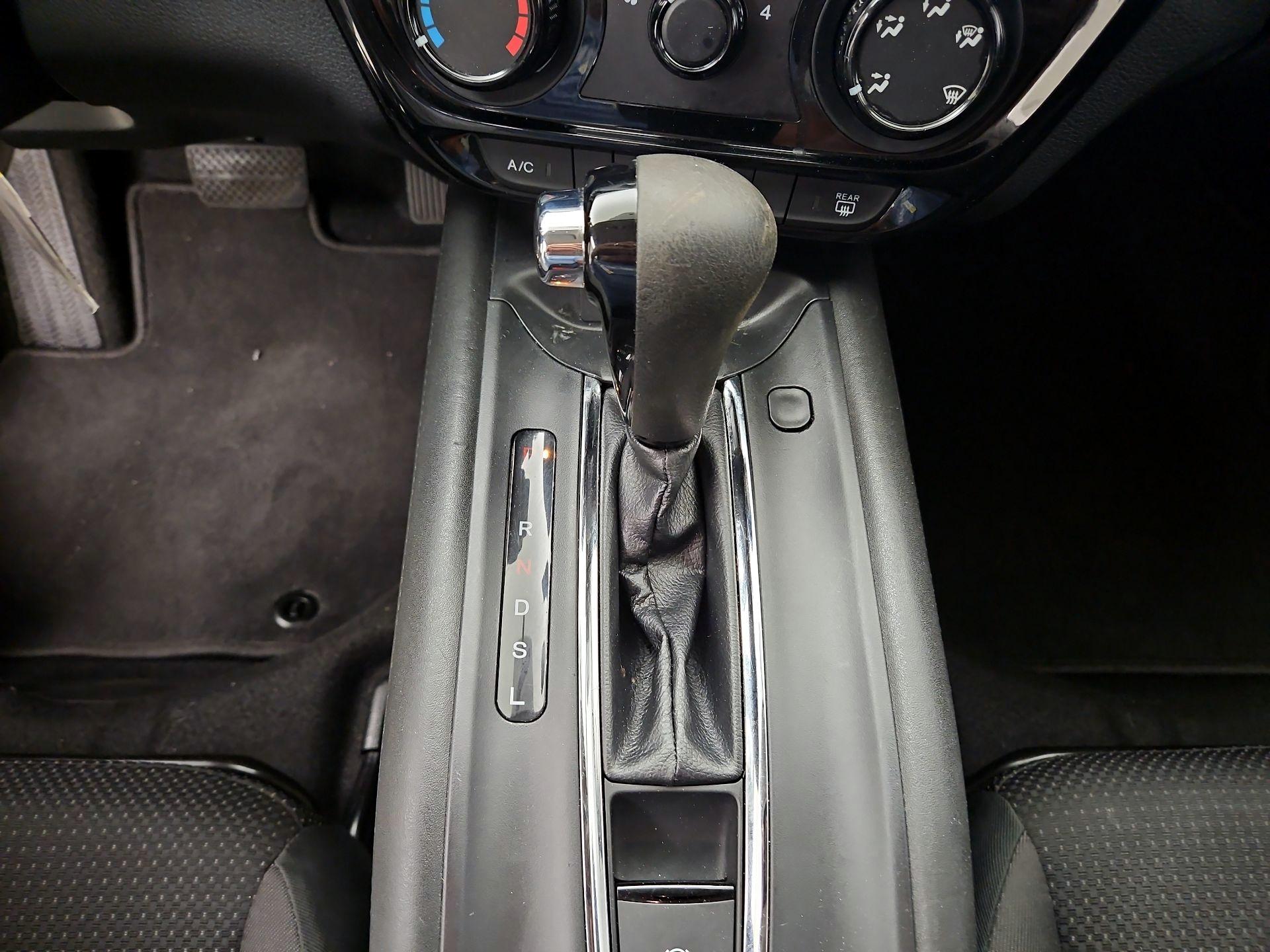 Thumbnail: 2019 Honda HR-V - 17