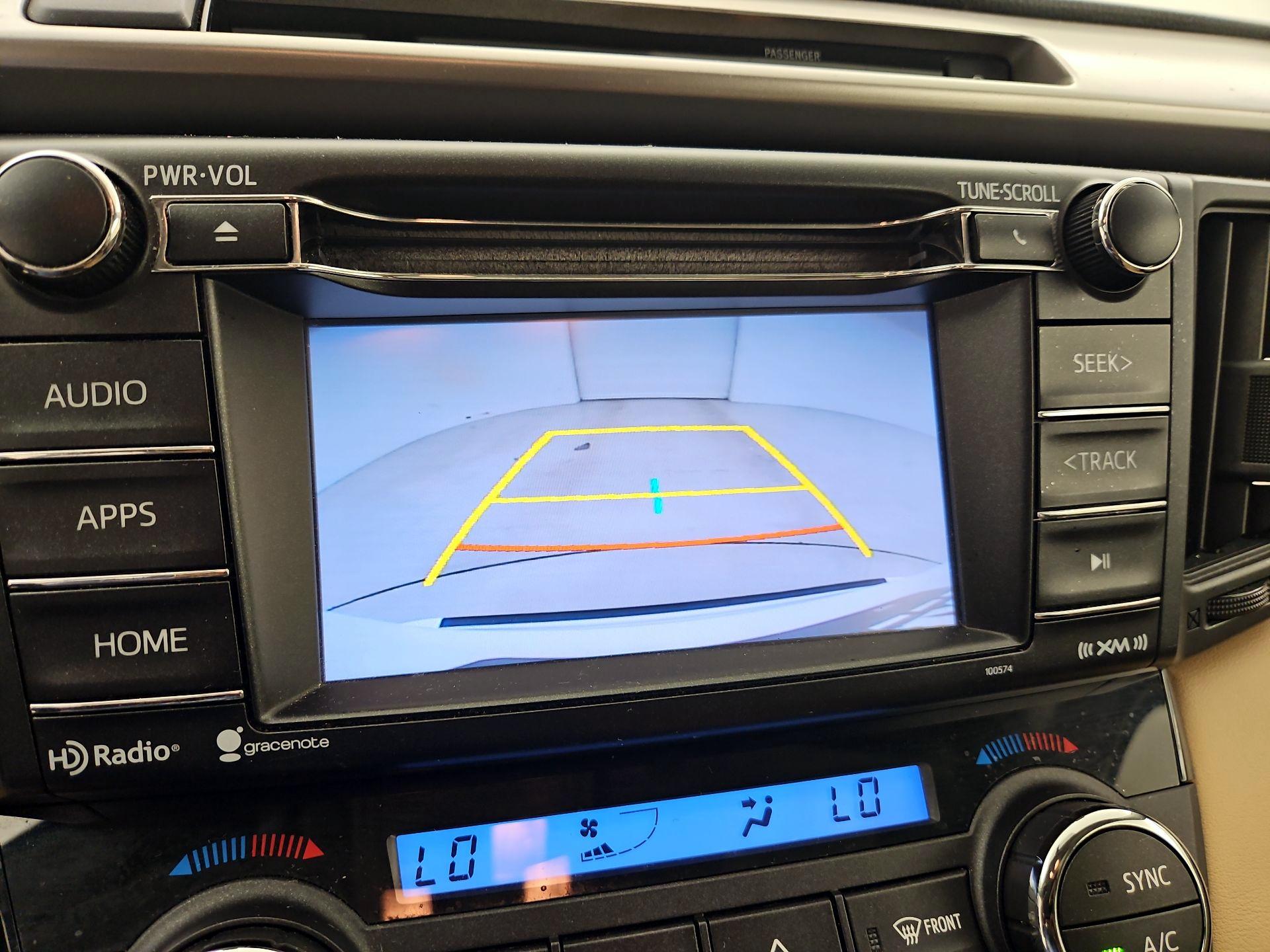 Thumbnail: 2016 Toyota RAV4 - 14