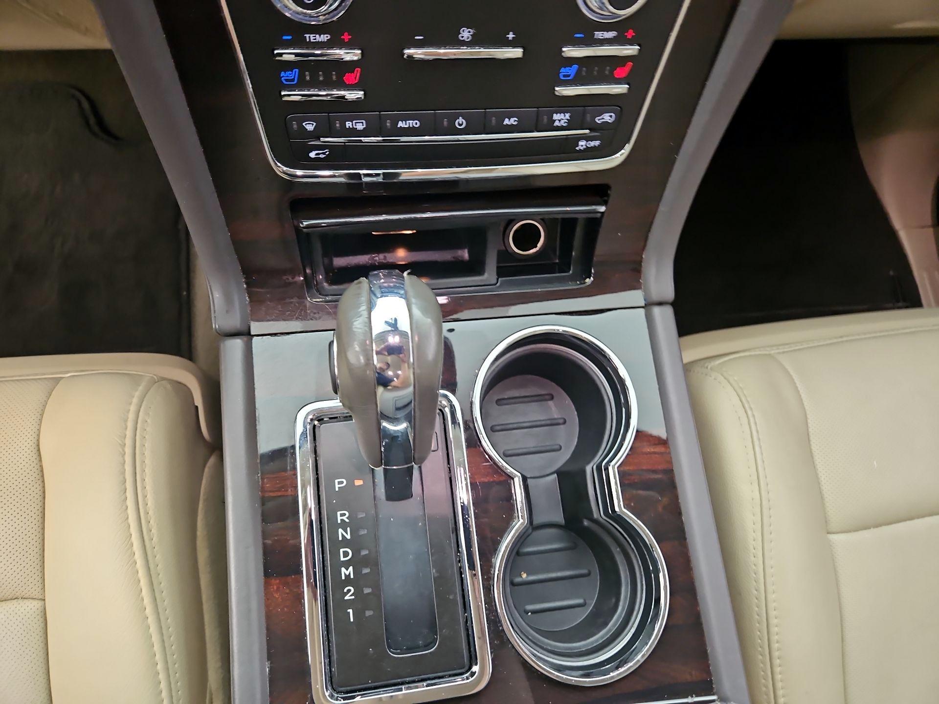 Thumbnail: 2017 Lincoln Navigator - 18