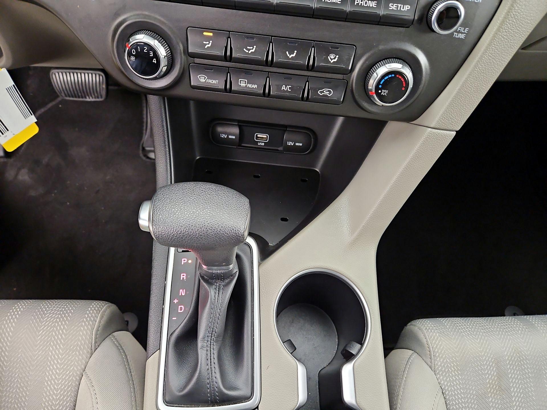 Thumbnail: 2020 Kia Sportage - 17