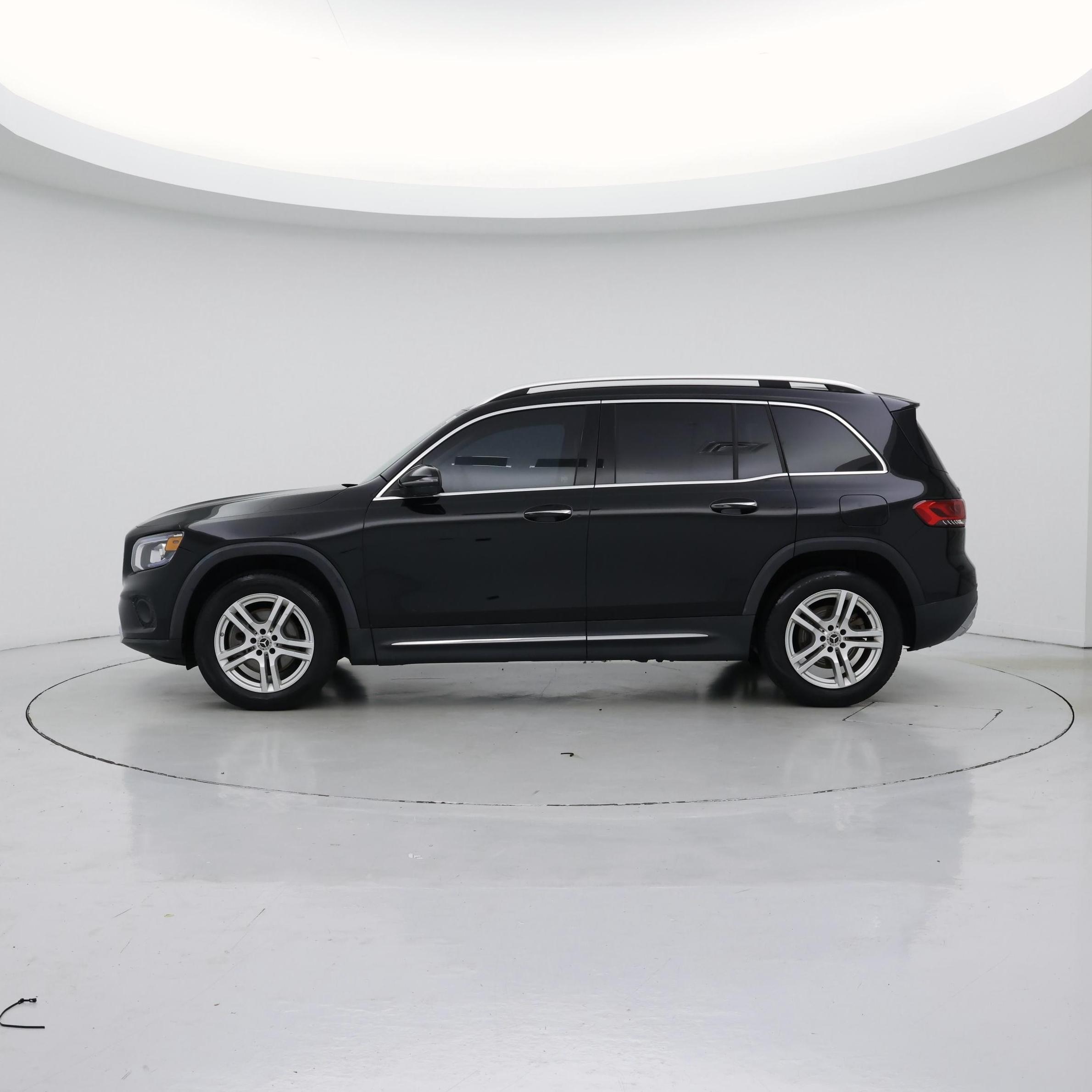 Thumbnail: 2020 Mercedes-Benz GLB - 3