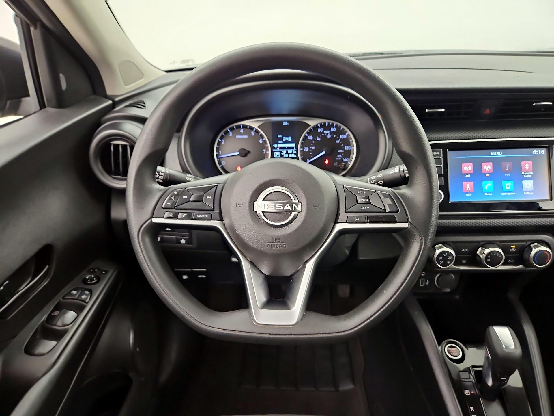 Thumbnail: 2022 Nissan Kicks - 10
