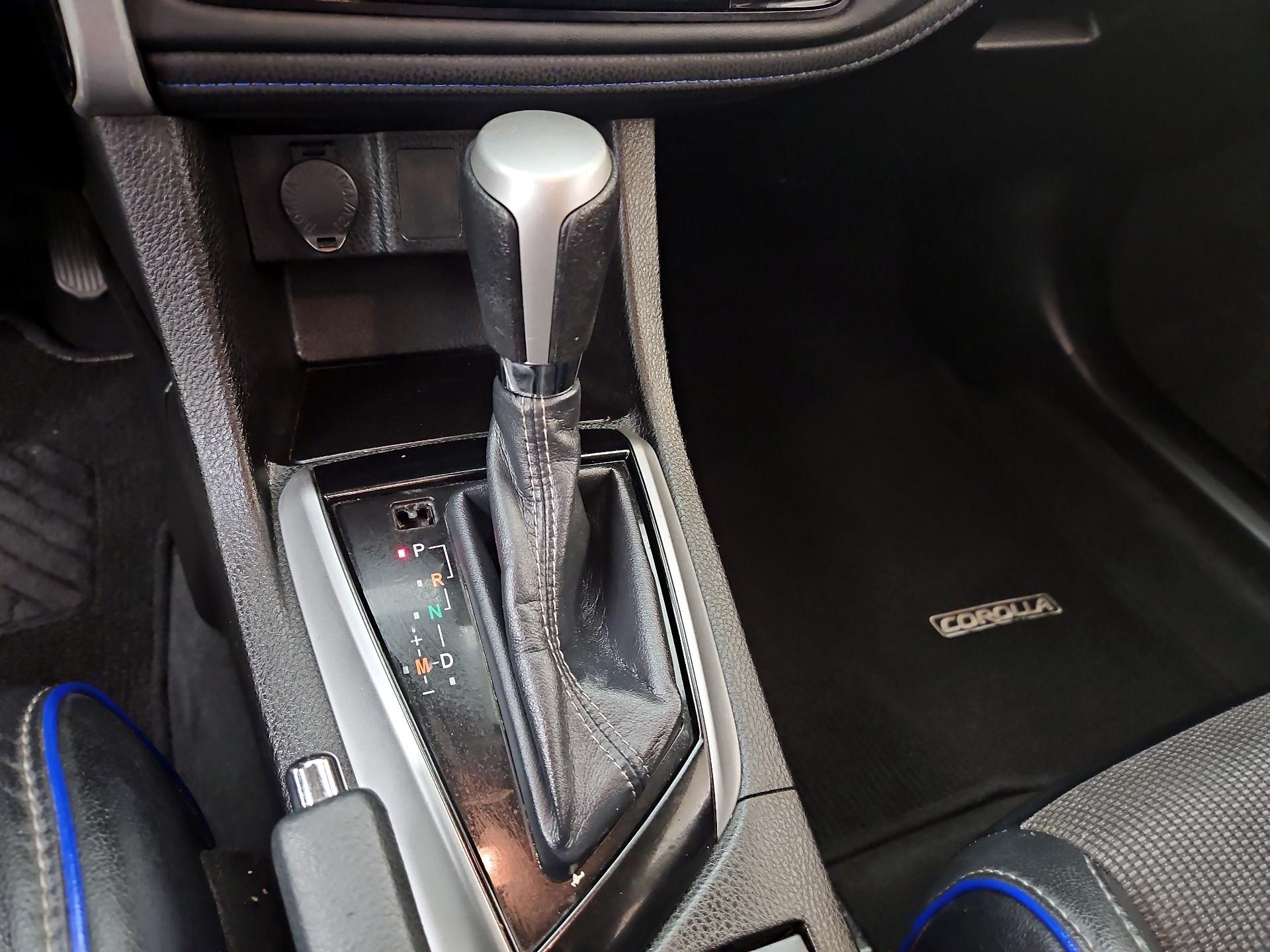 Thumbnail: 2018 Toyota Corolla - 17
