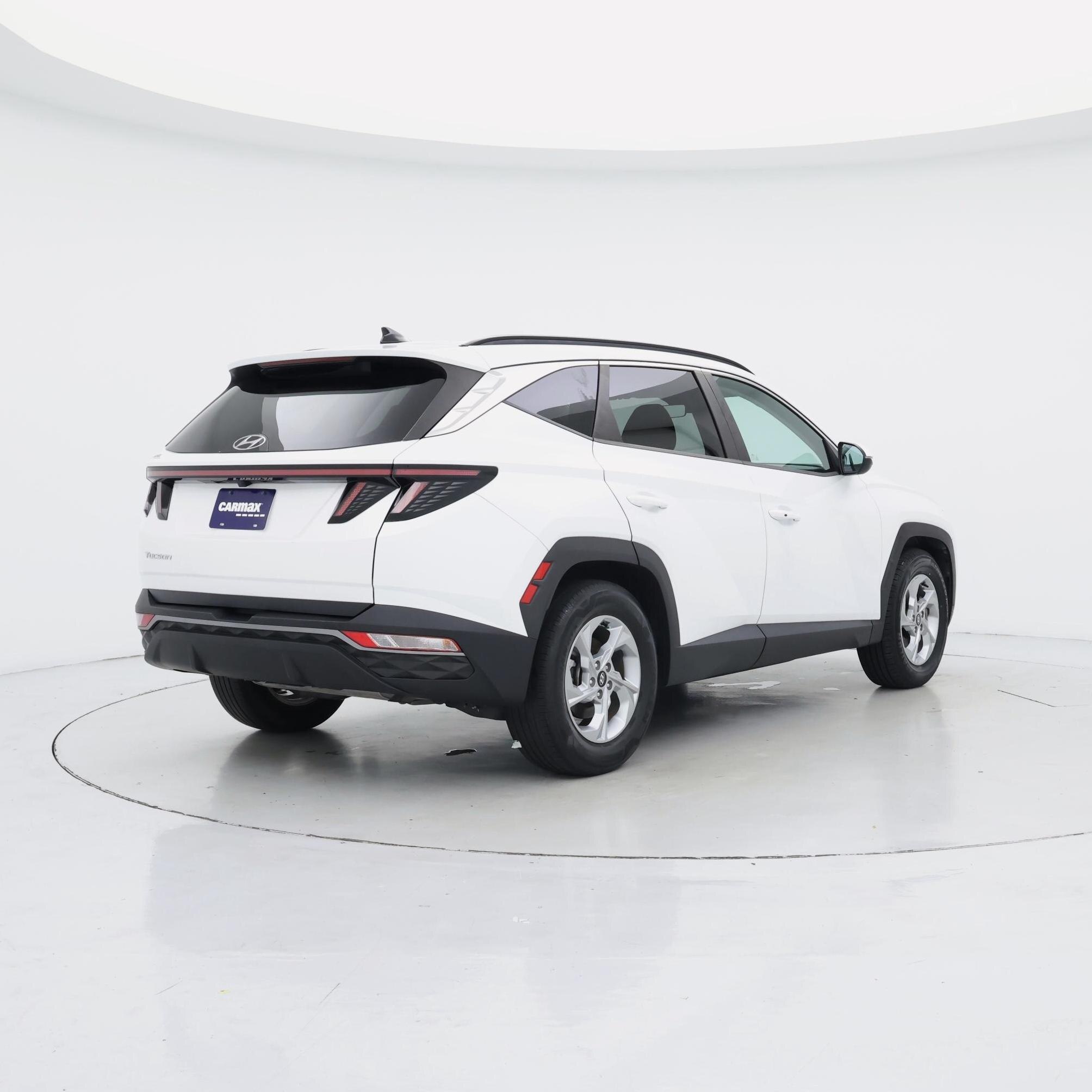 Thumbnail: 2022 Hyundai Tucson - 8